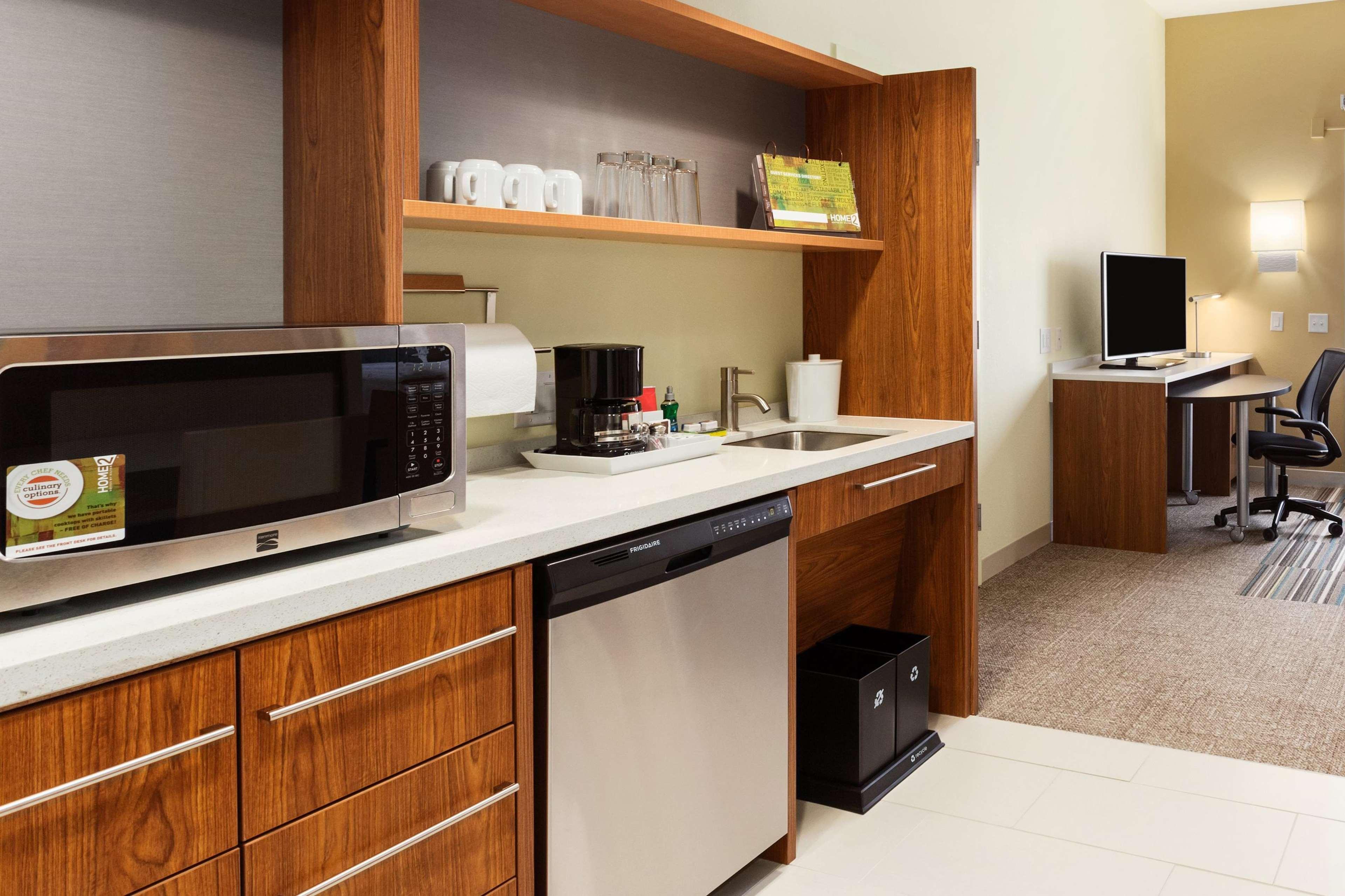Home2 By Hilton West Hotel
