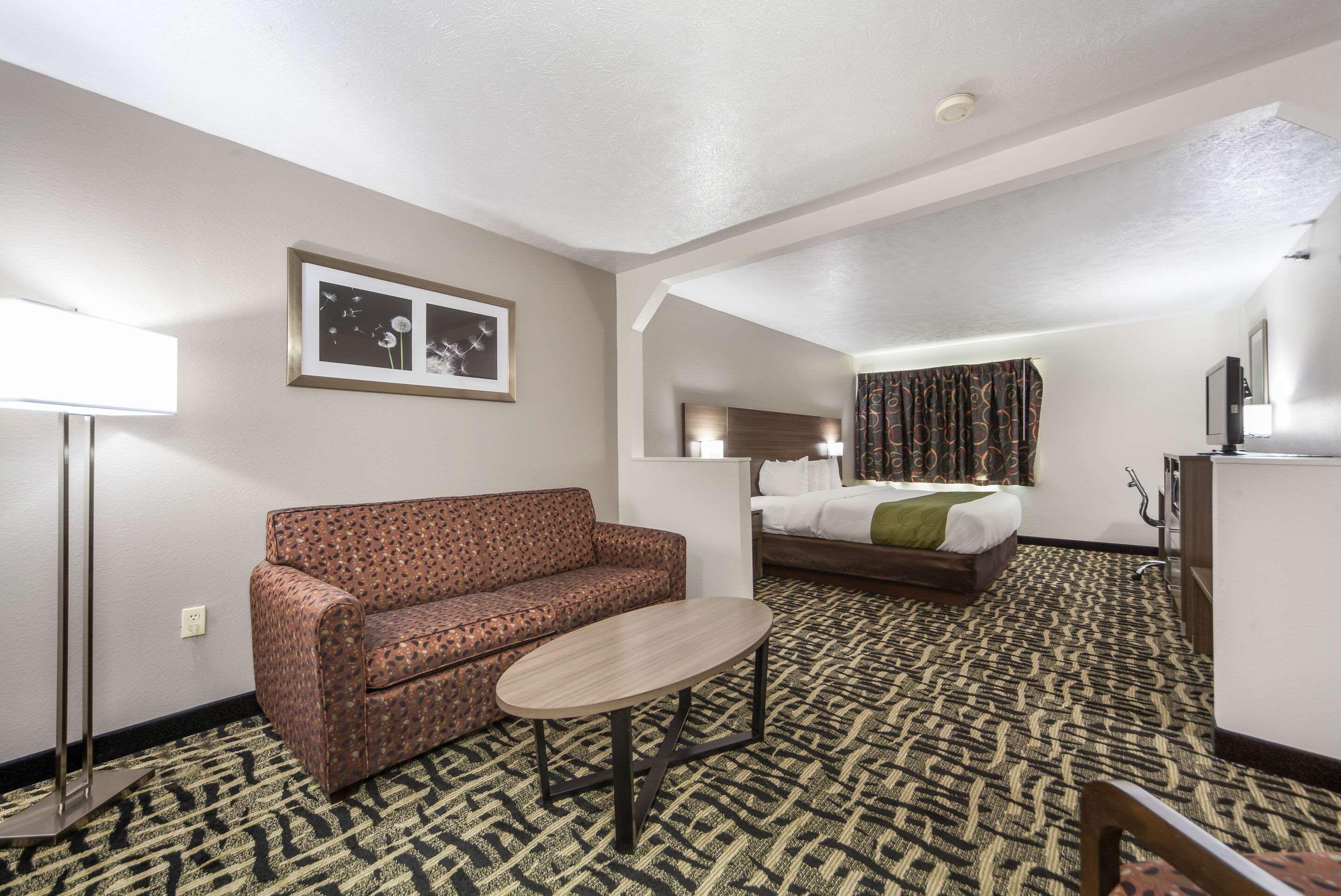 Hotel Quality & West - Ne Linclon