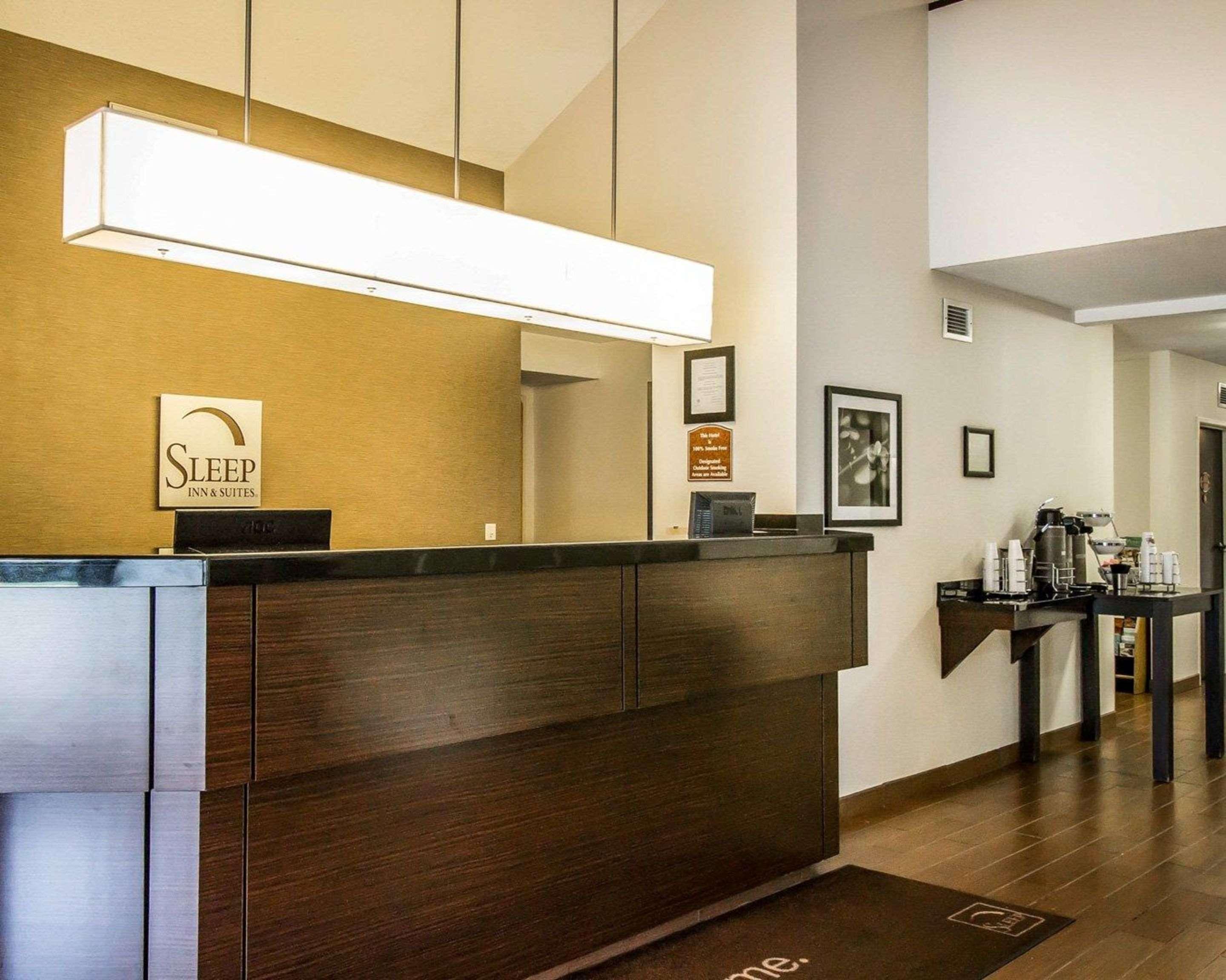 Sleep & Airport Omaha