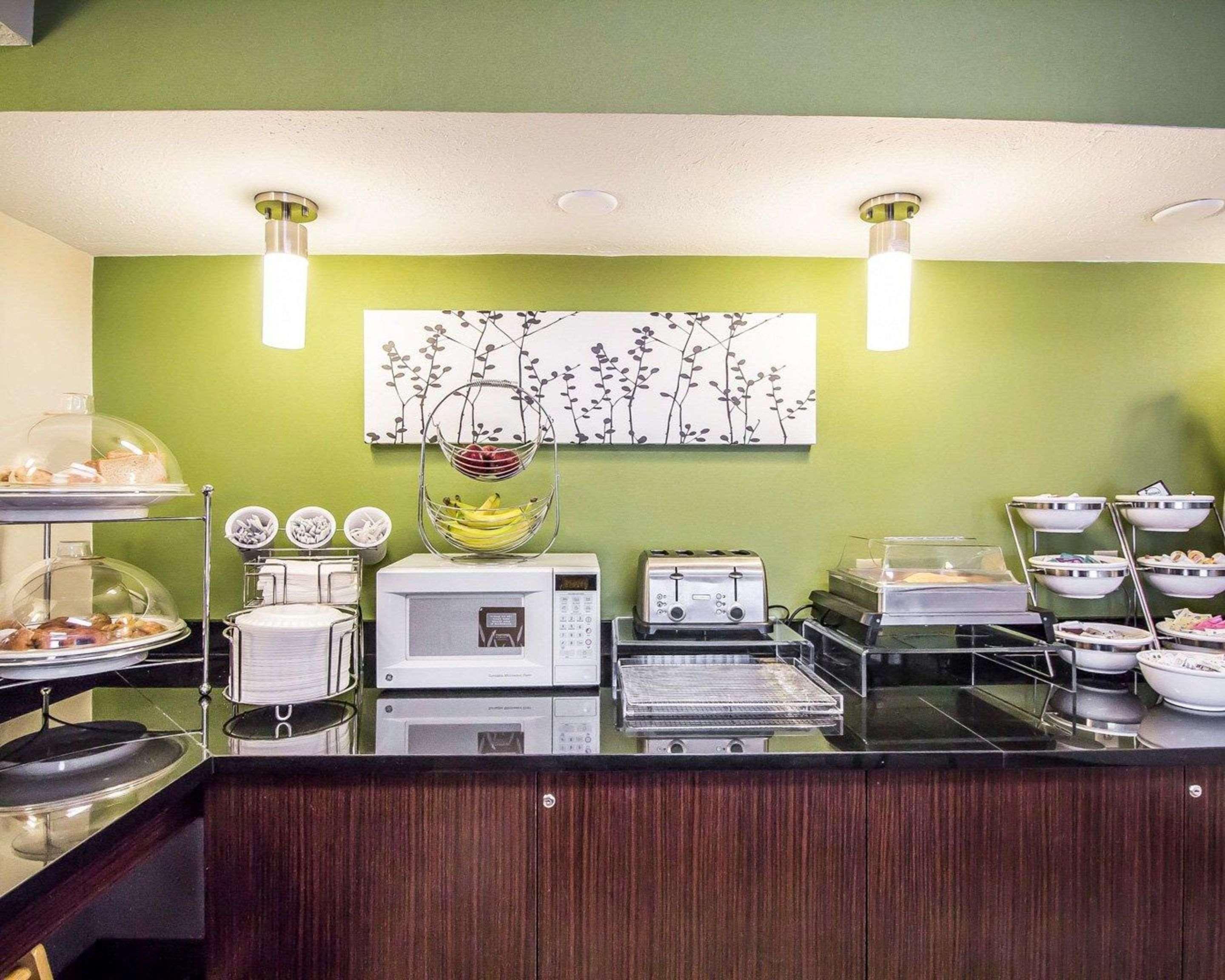 Hotel Sleep & Airport Omaha