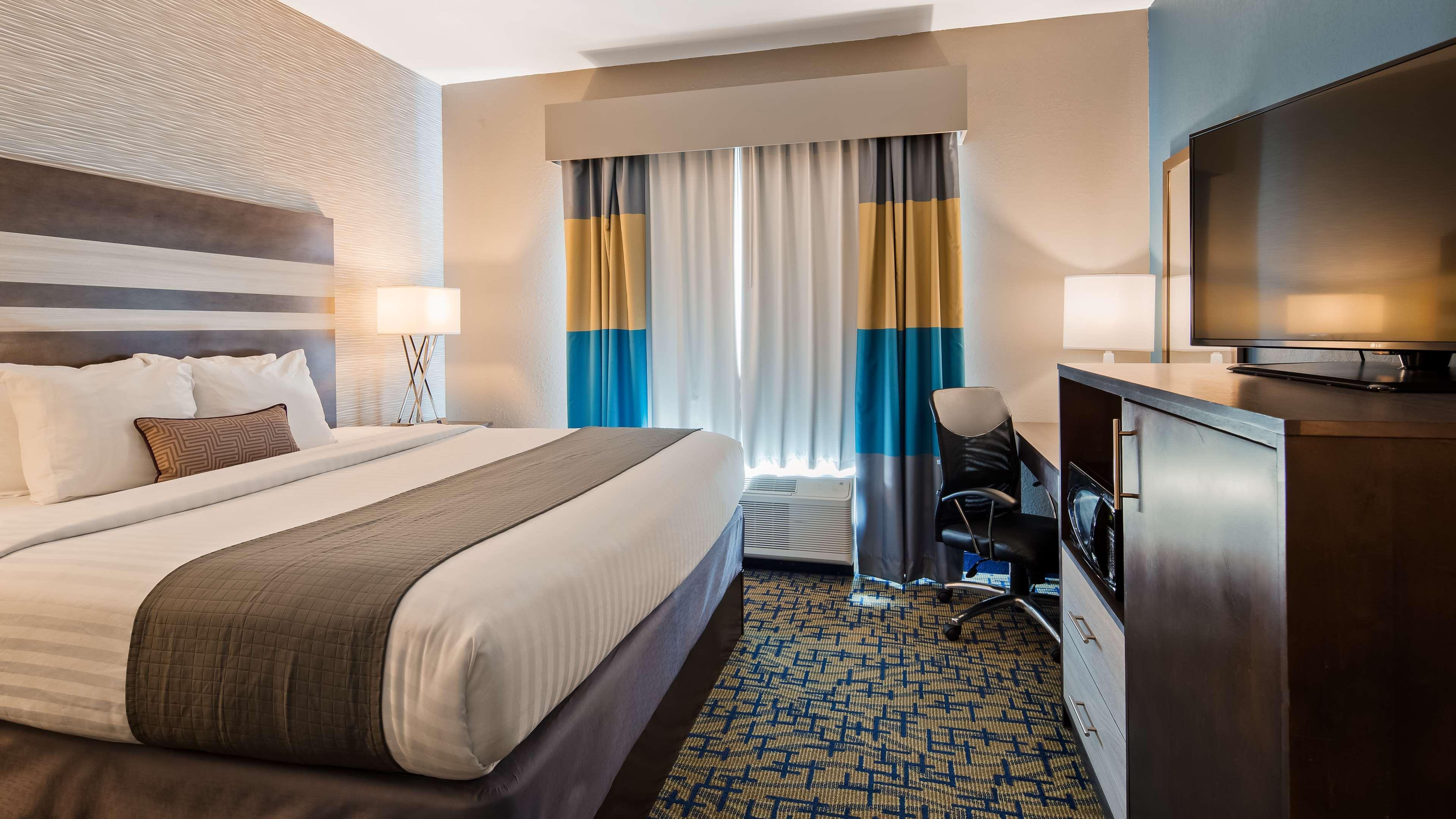 Western Midwest Hotel