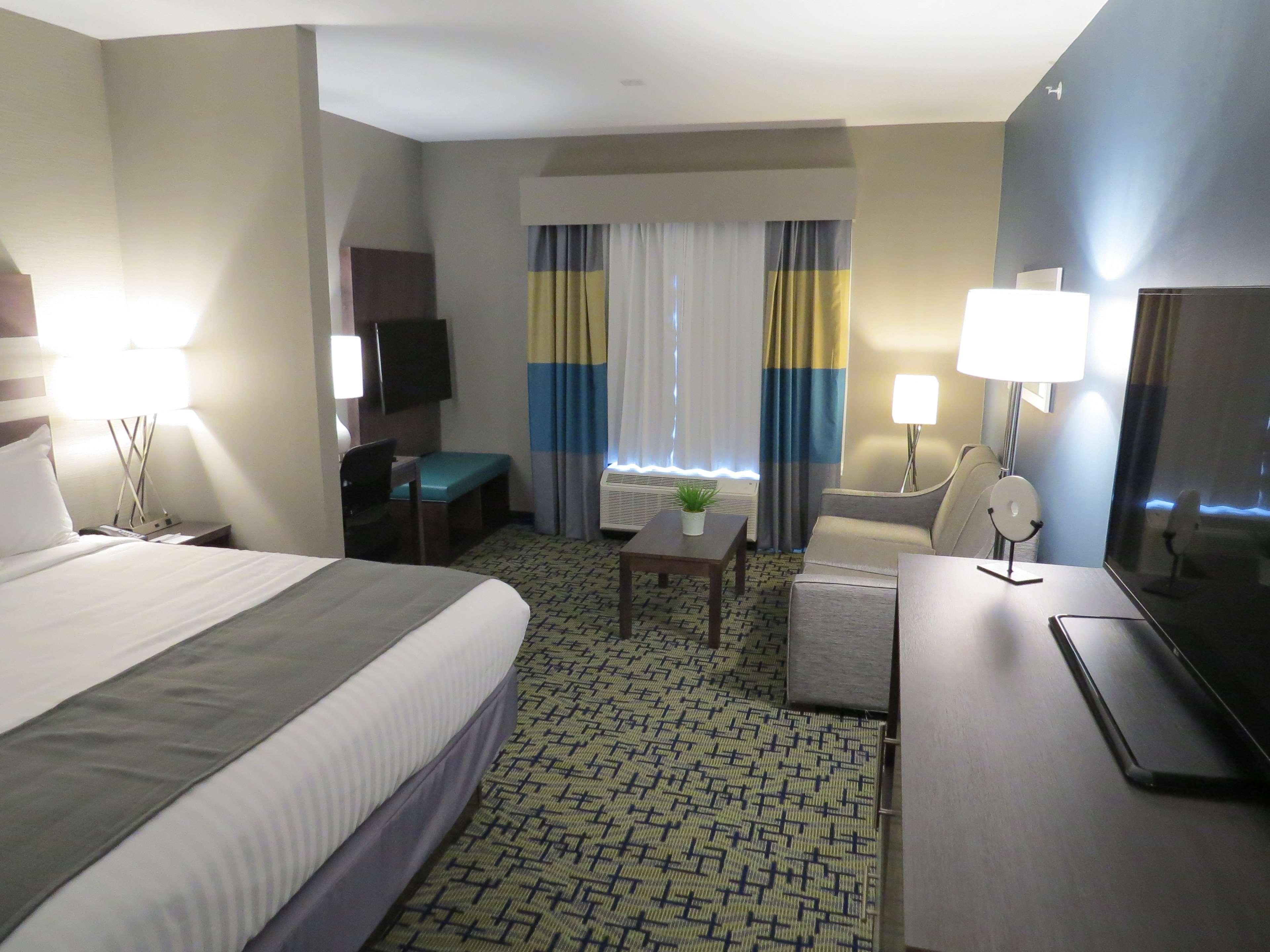 Western Midwest Hotel