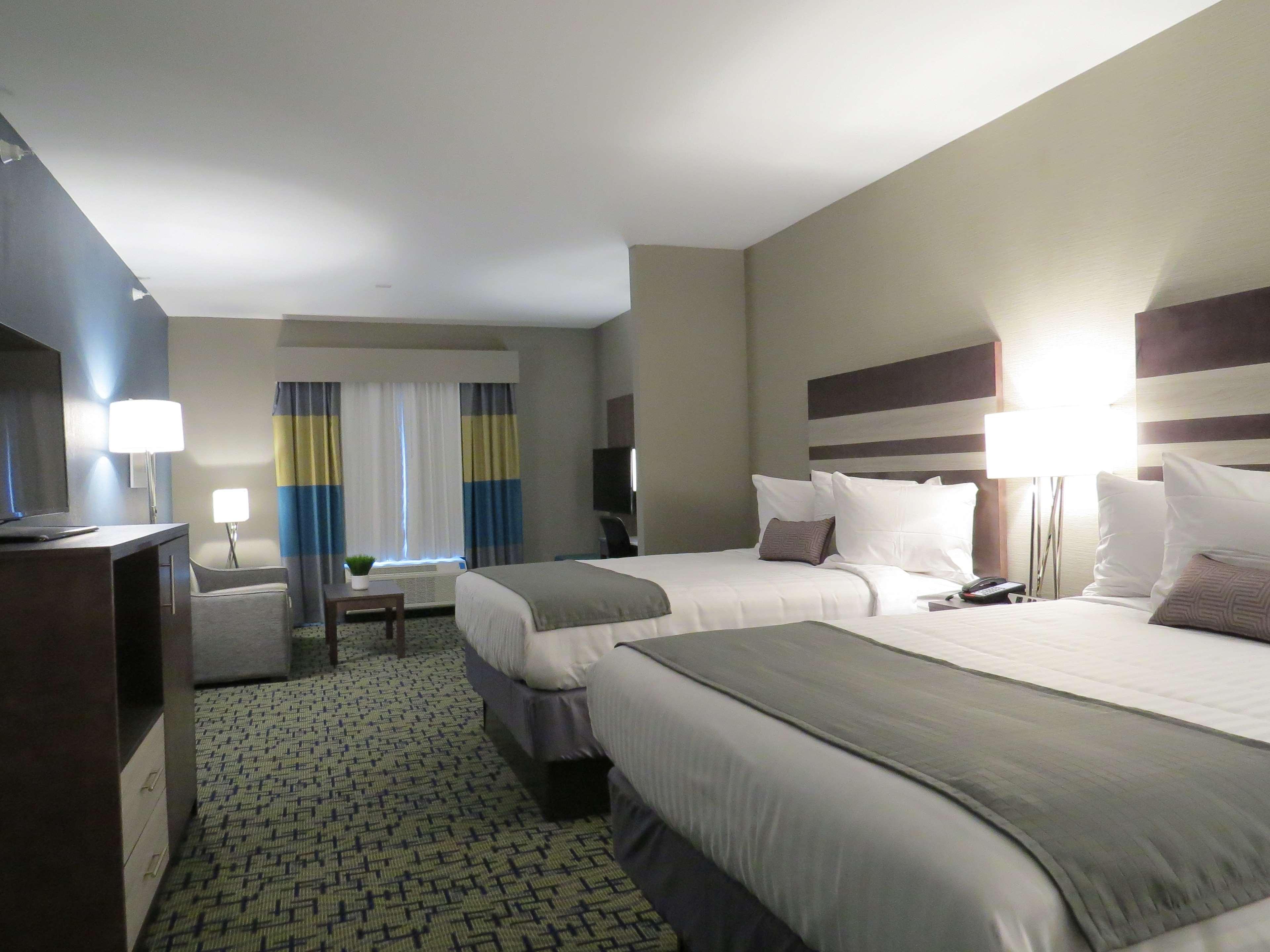 Western Midwest 3*