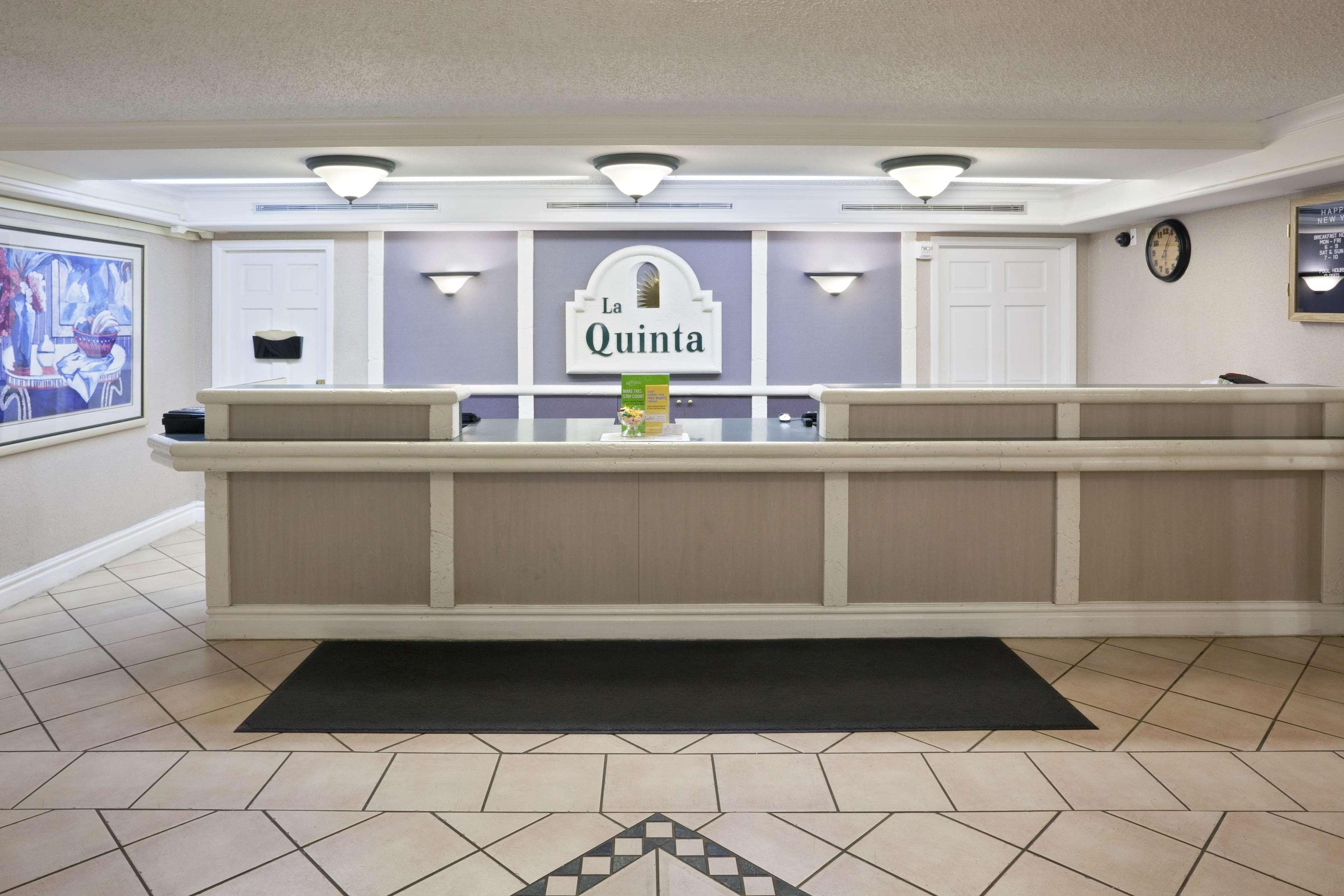 La Quinta By Wyndham West Hotel Omaha