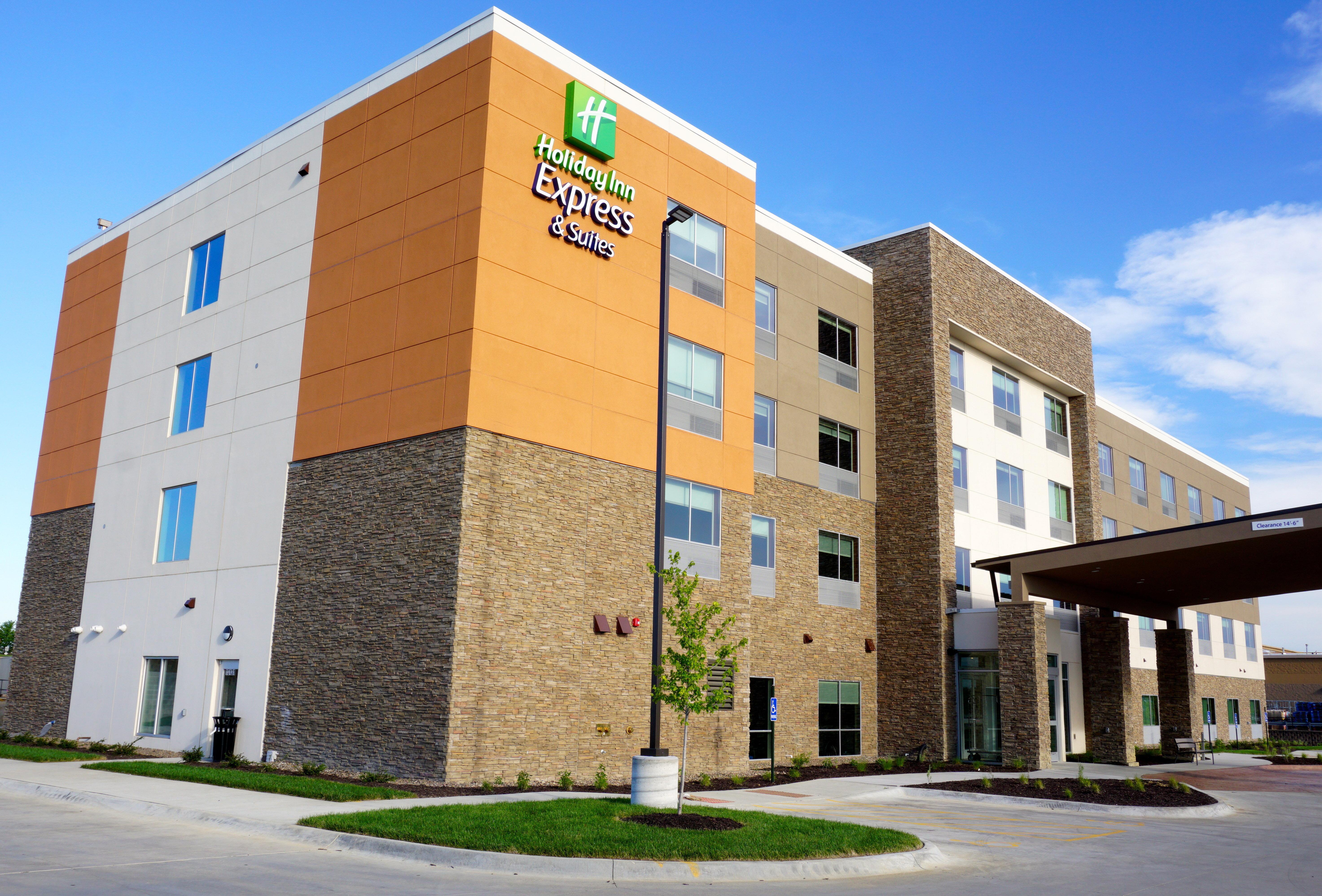 Hotel Express & - Millard Area By Ihg Omaha