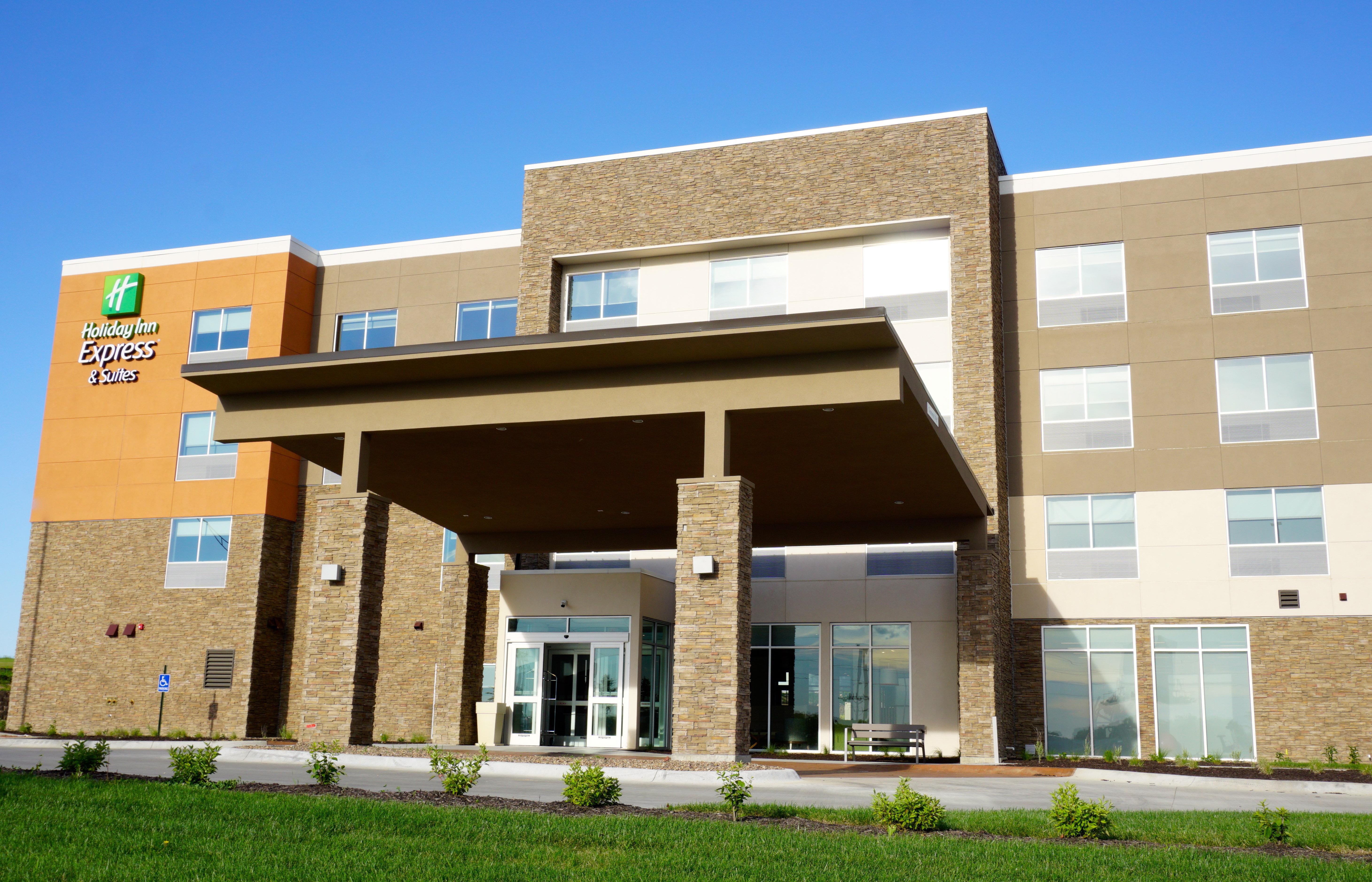 Express & - Millard Area By Ihg 3* Omaha