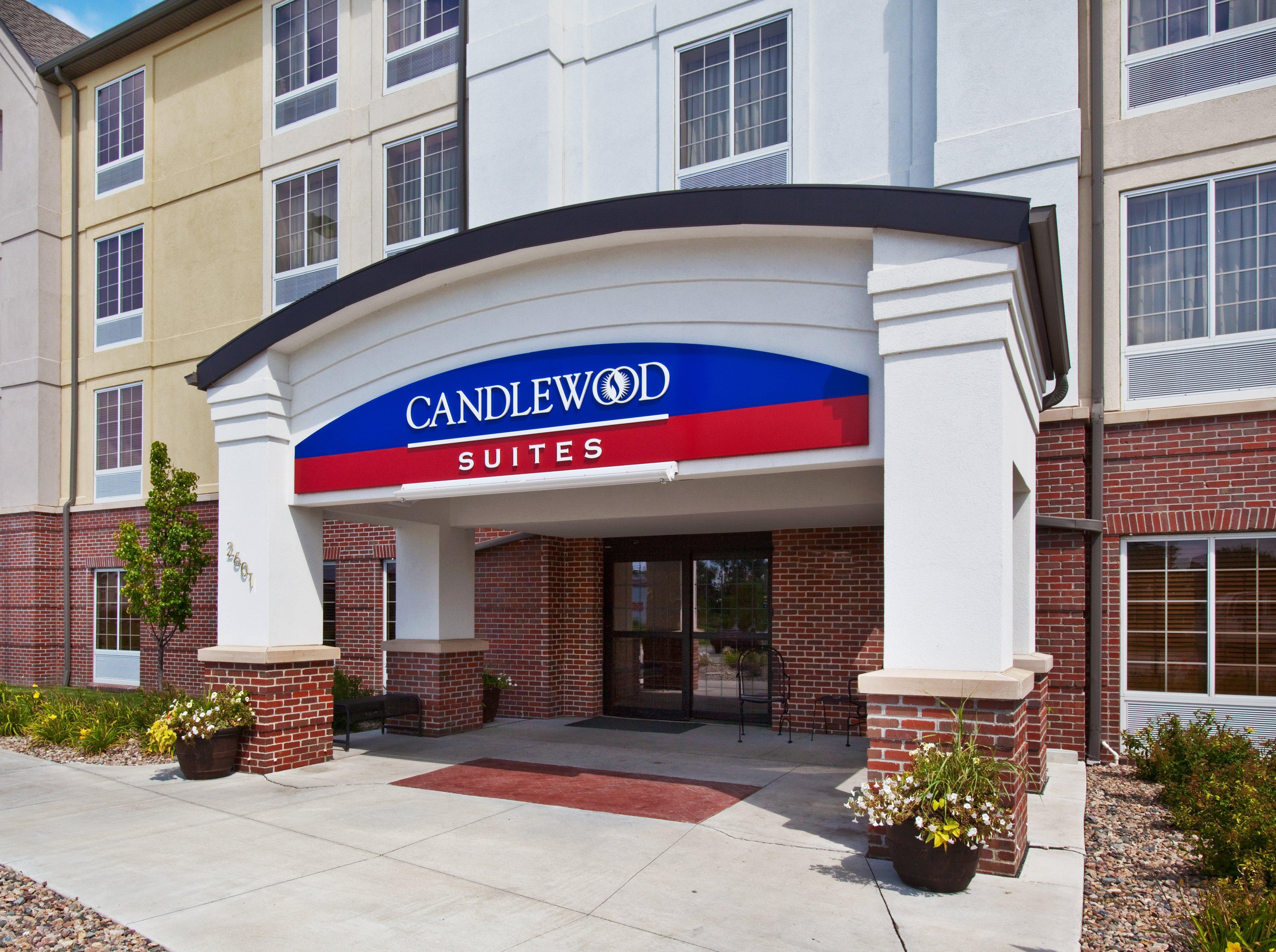 Candlewood Airport Hotel 2*