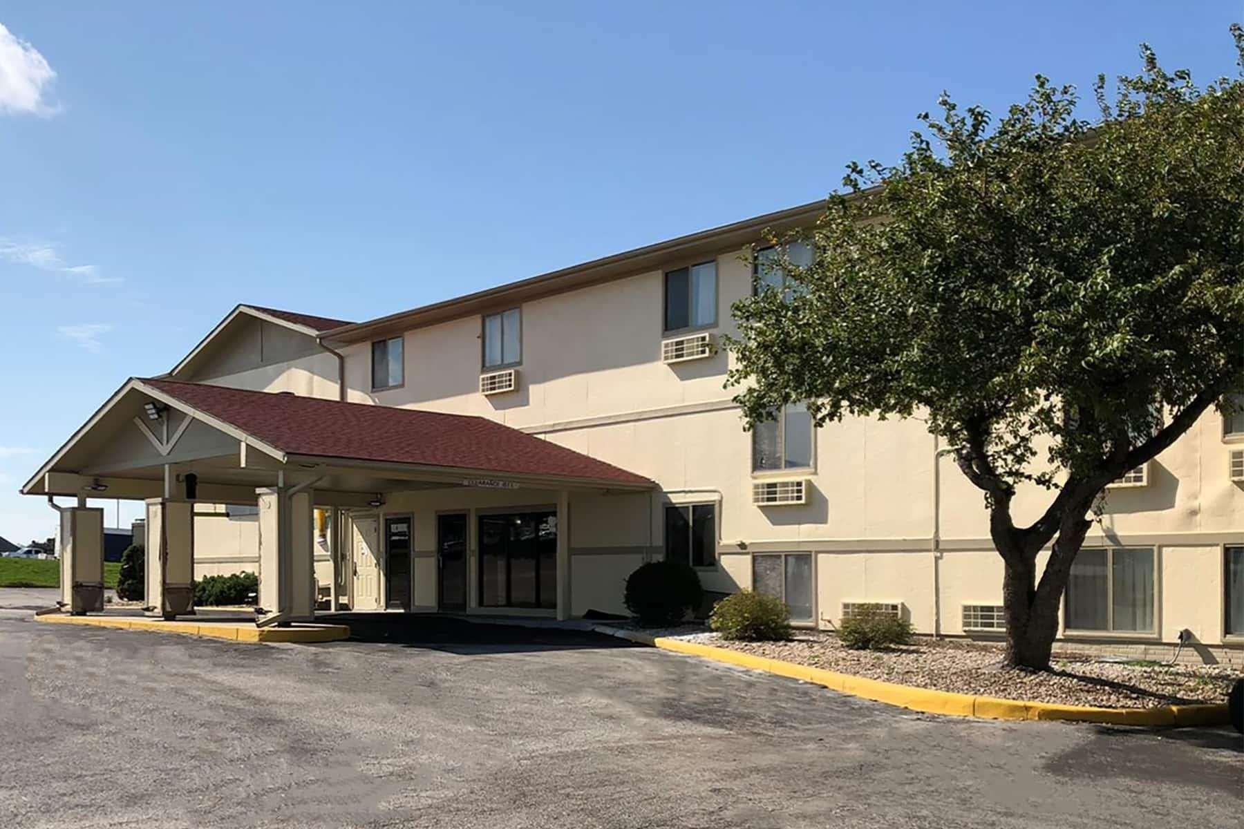 The Inn&suites Sw Hotel Omaha