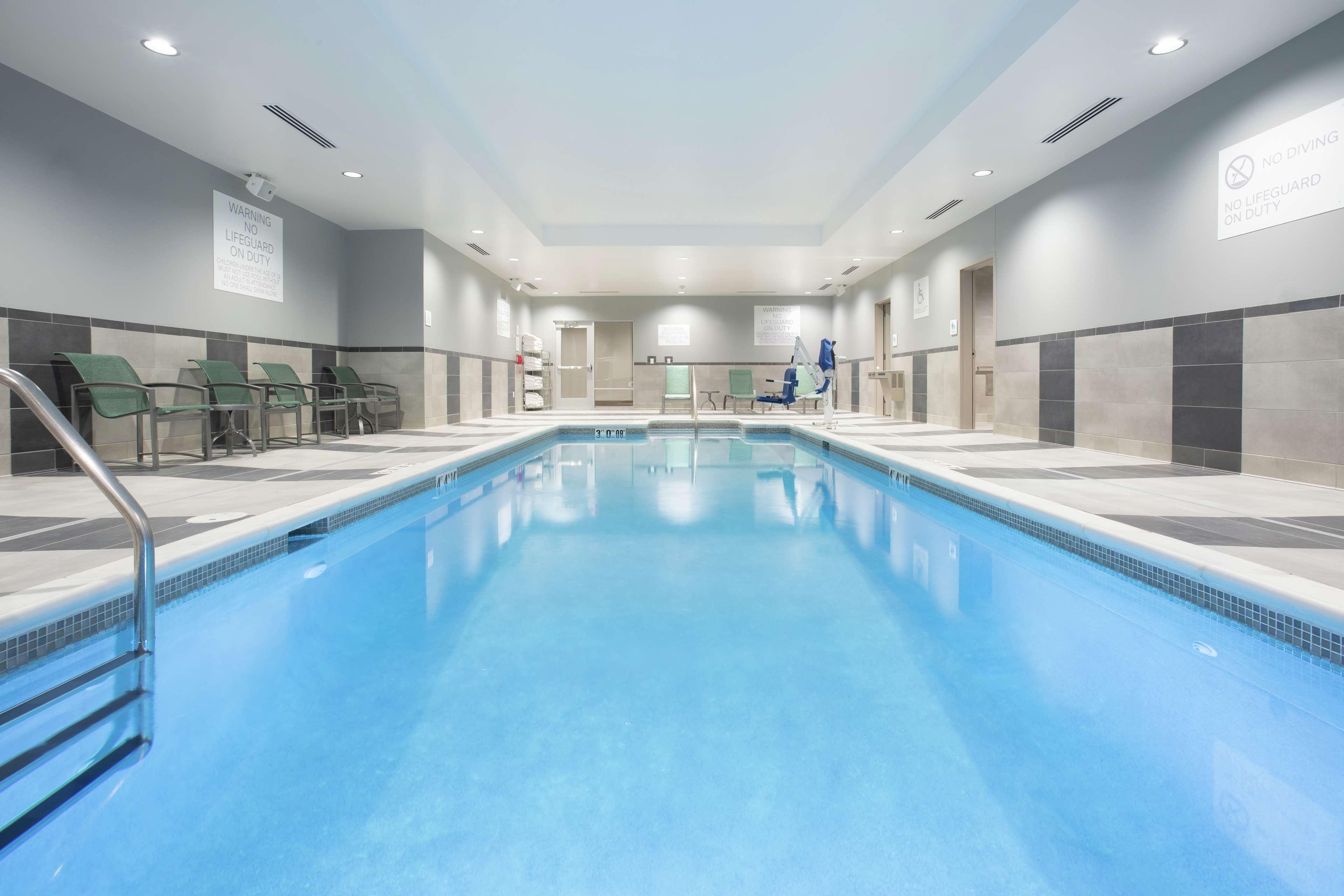 Hilton Garden Aksarben Village Hotel