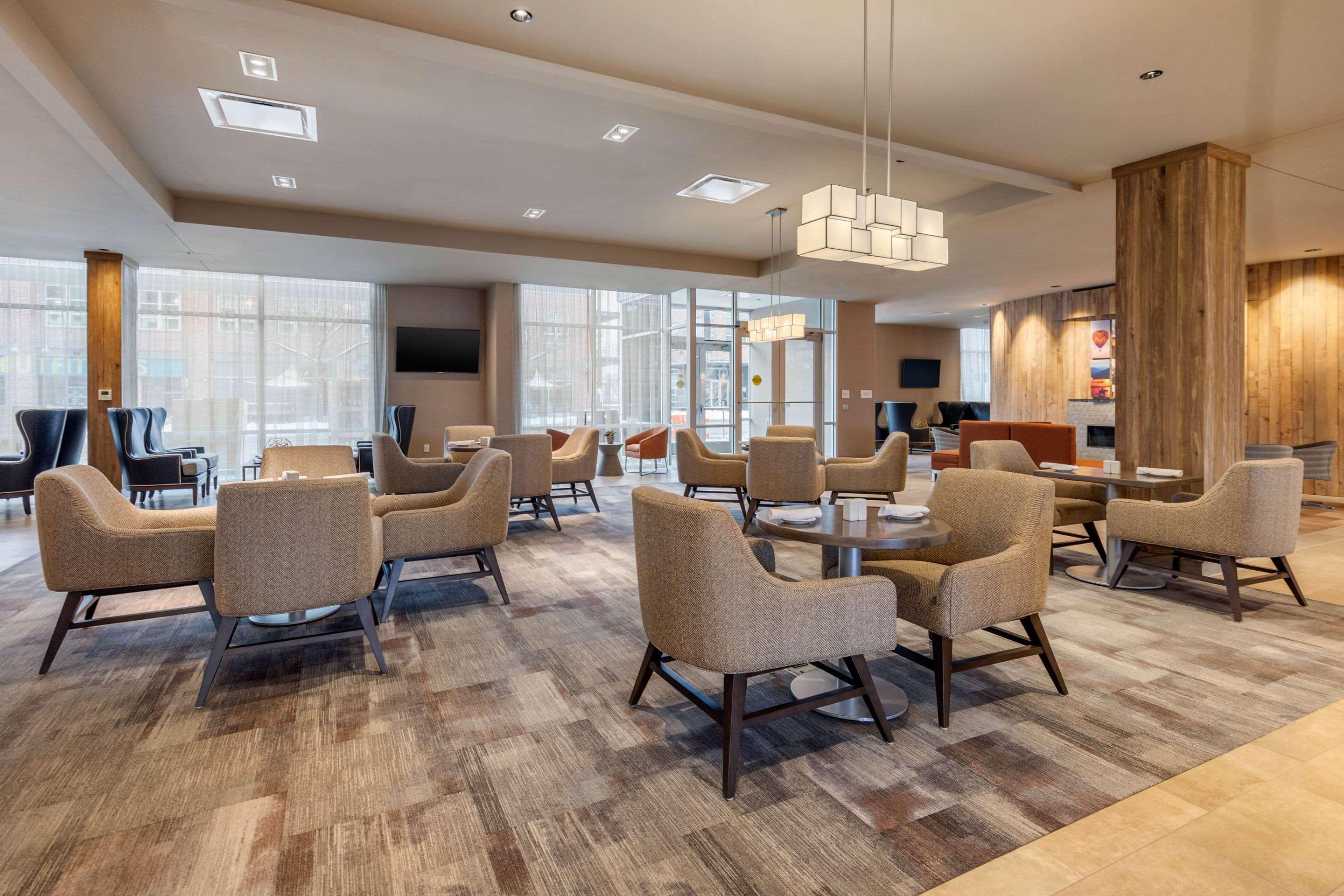Hotel Cambria Downtown Omaha
