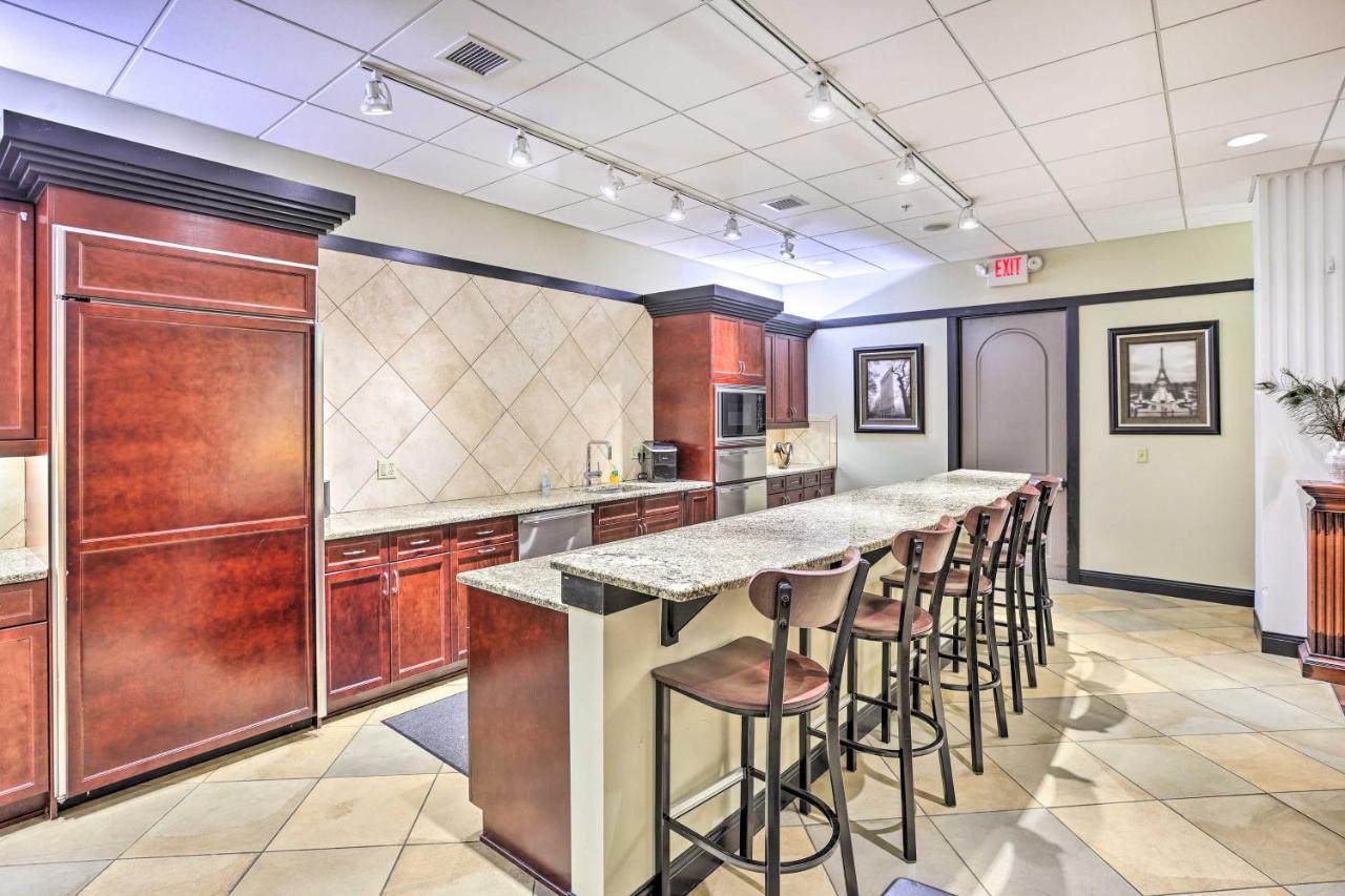 Historical In Dtwn - Pets Welcome! Apartment