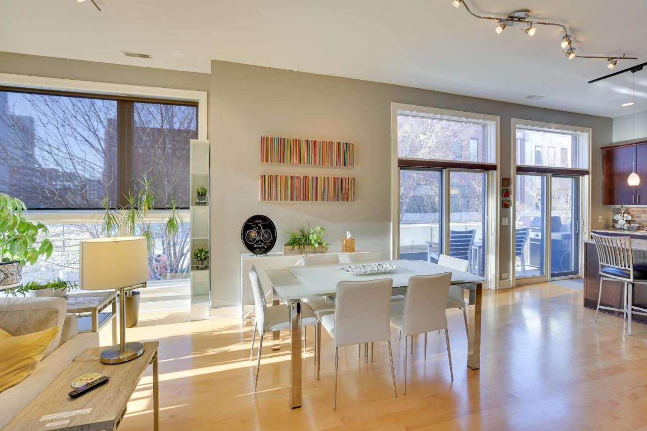 Downtown With Rooftop Patio And Views! *