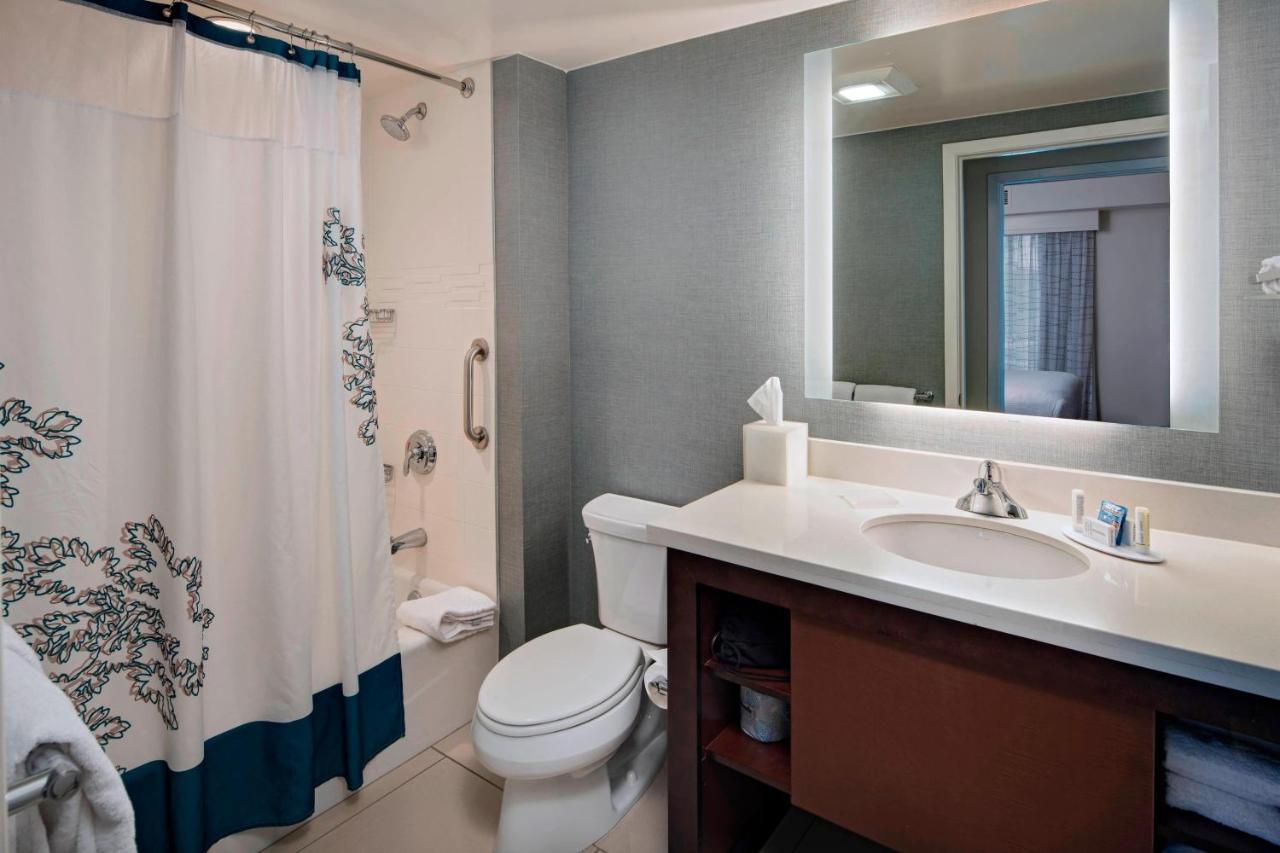 By Marriott West Hotel Omaha