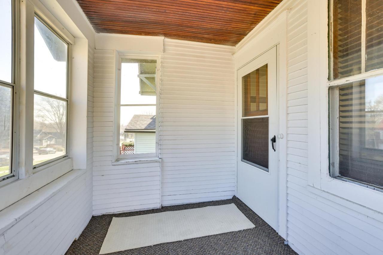 Quaint Less Than 5 Mi To Downtown! Holiday home *