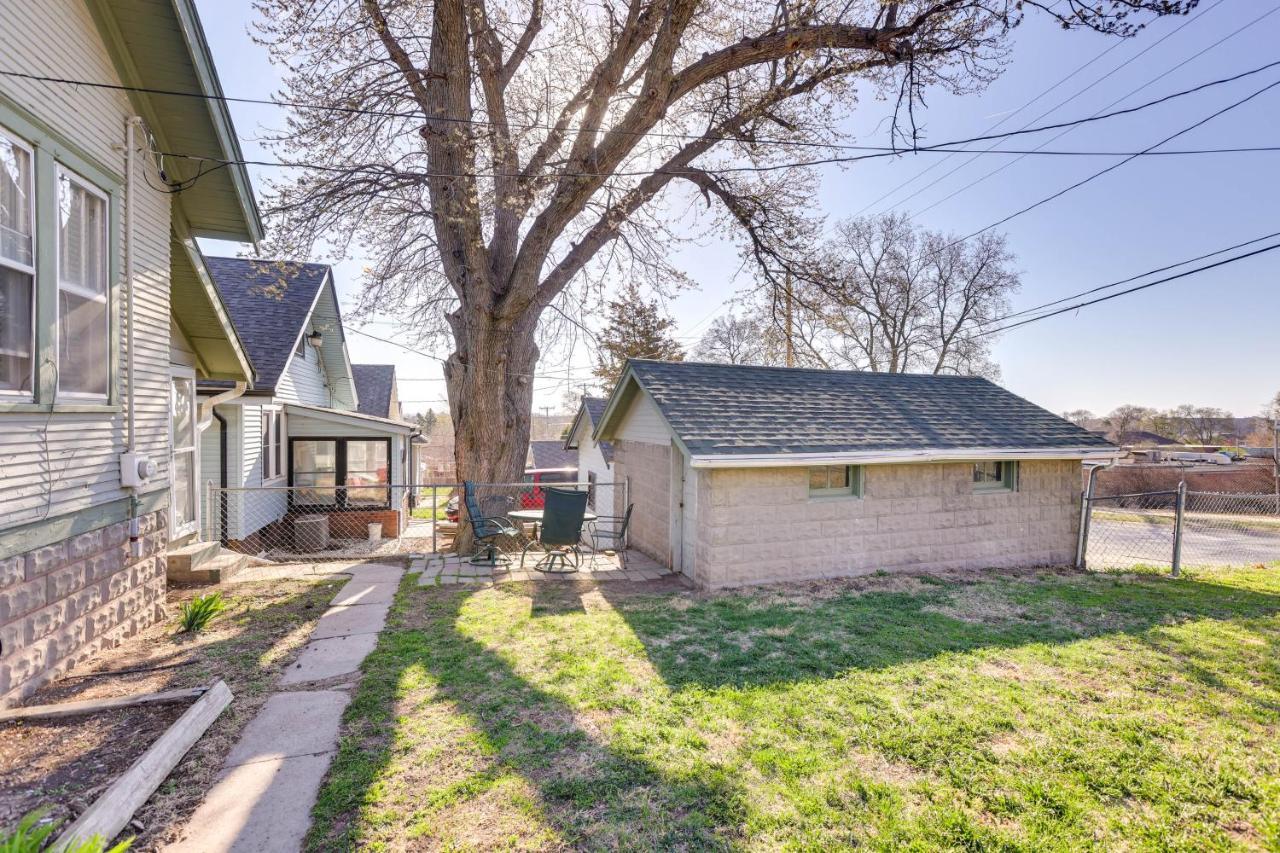 Quaint Less Than 5 Mi To Downtown! Holiday home *