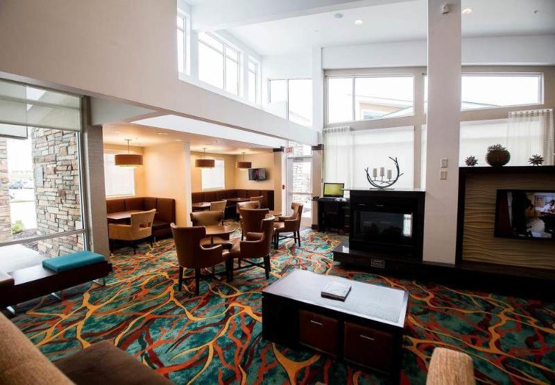 Hotel By Marriott West Omaha