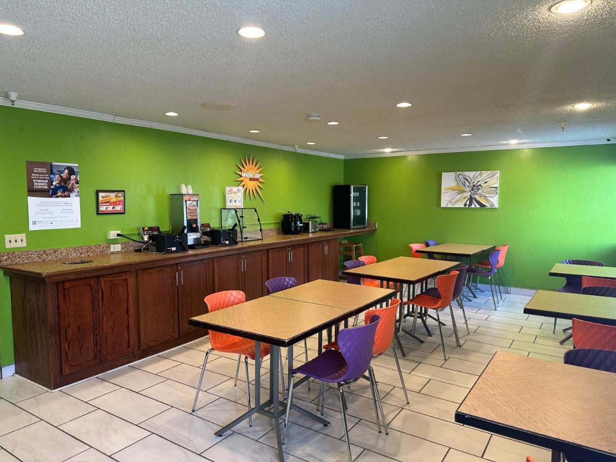 La Quinta By Wyndham Southwest Hotel Omaha
