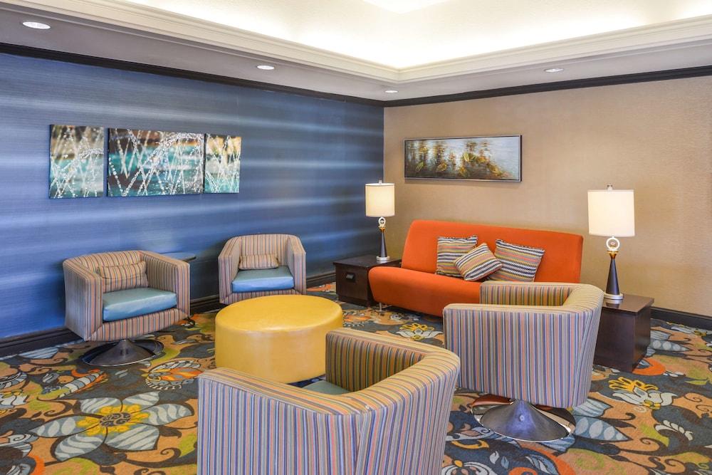 Western Midwest Hotel Omaha