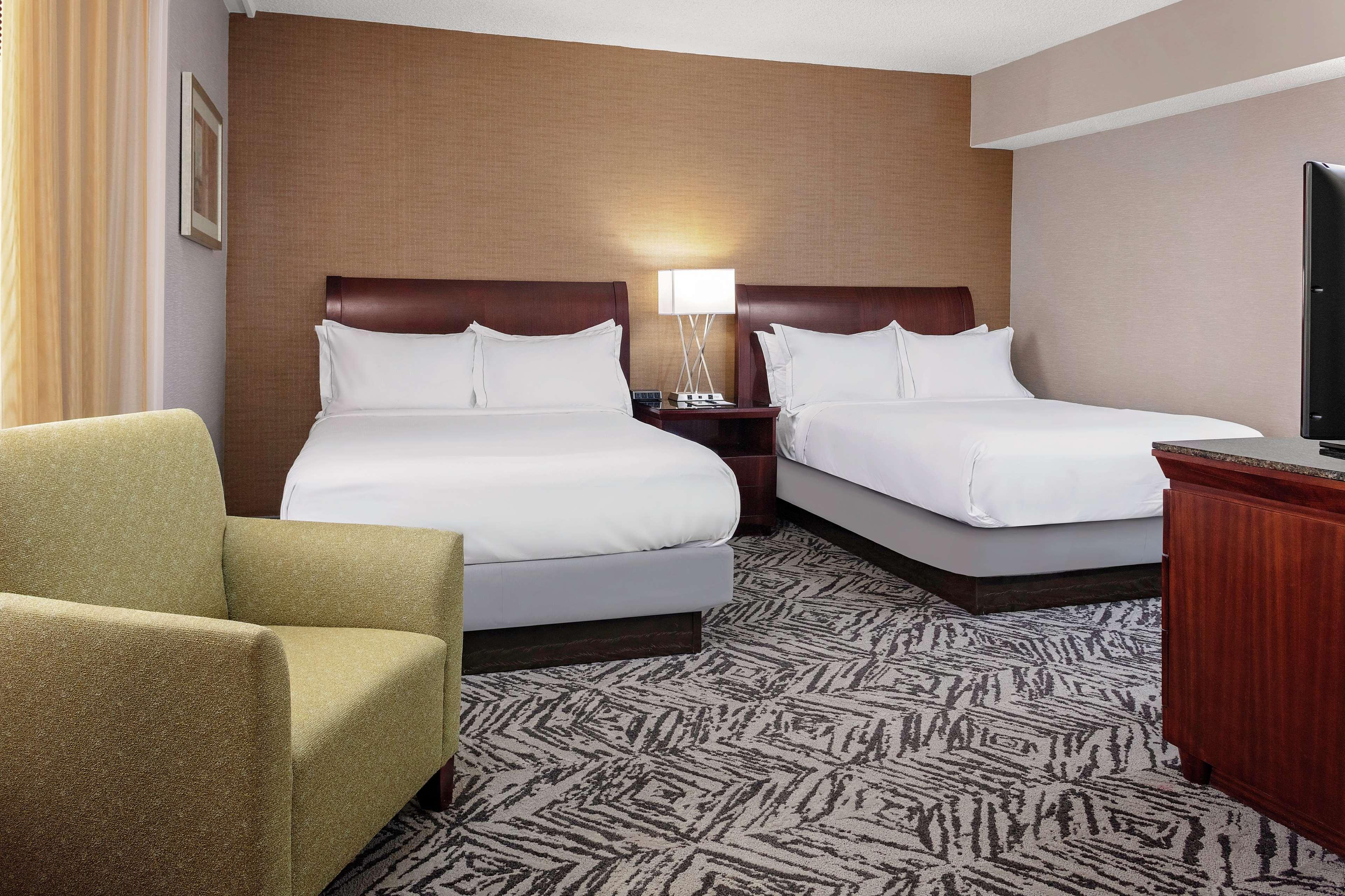 Hotel Doubletree By Hilton & Executive Meeting Center Omaha-downtown