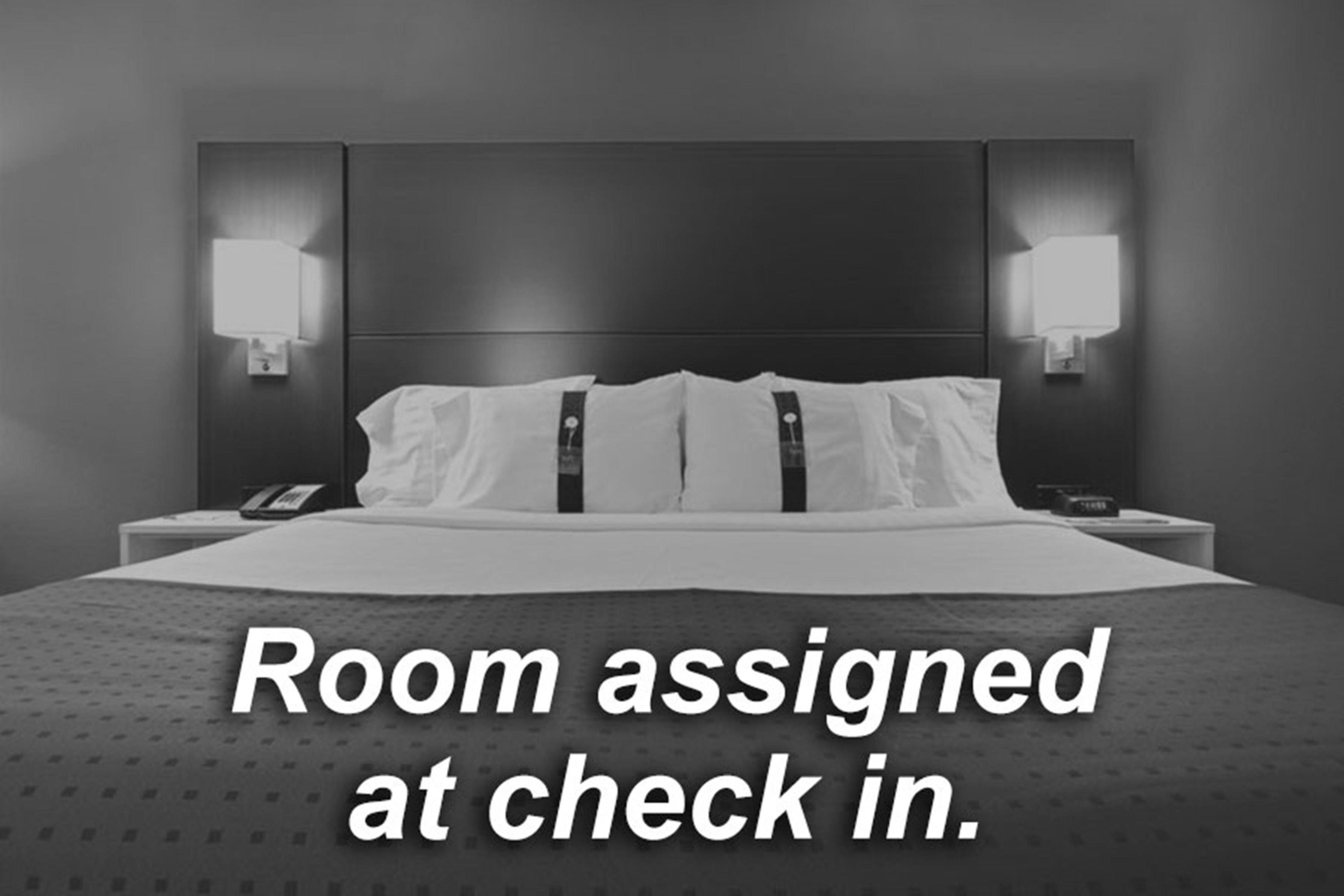 Express & Cherry Hills By Ihg Omaha