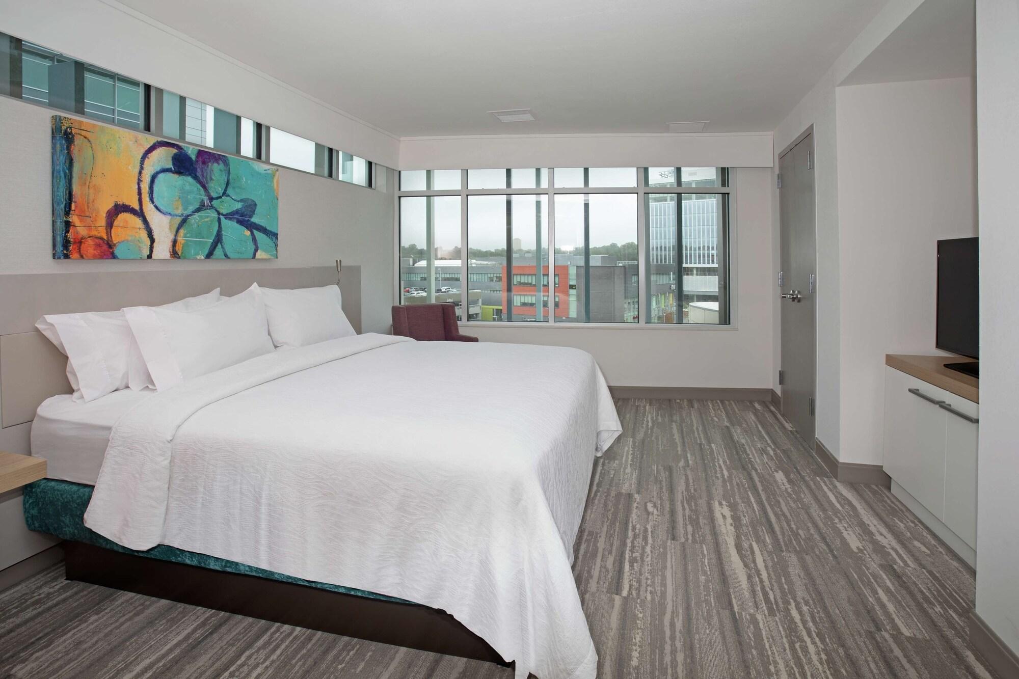 Hotel Hilton Garden Aksarben Village 3*