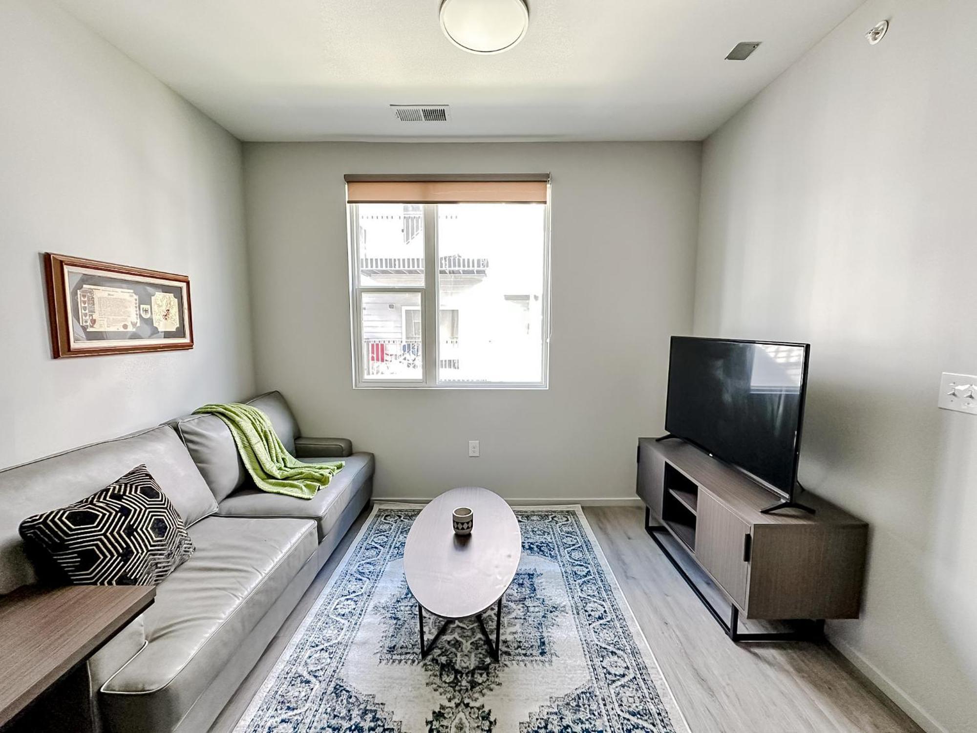 Sleepover 1bd 1ba Apartment *
