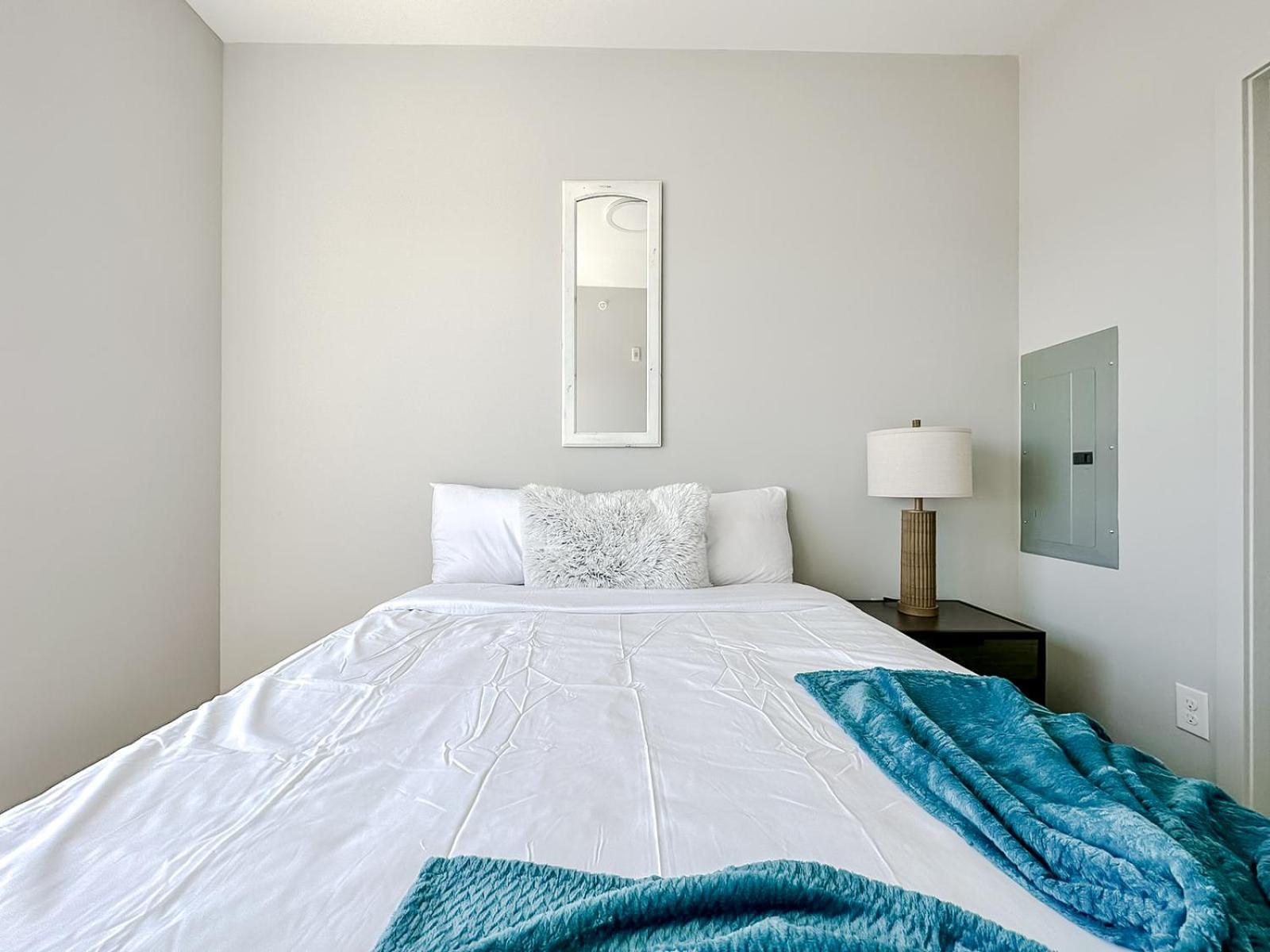 Sleepover 1bd 1ba *