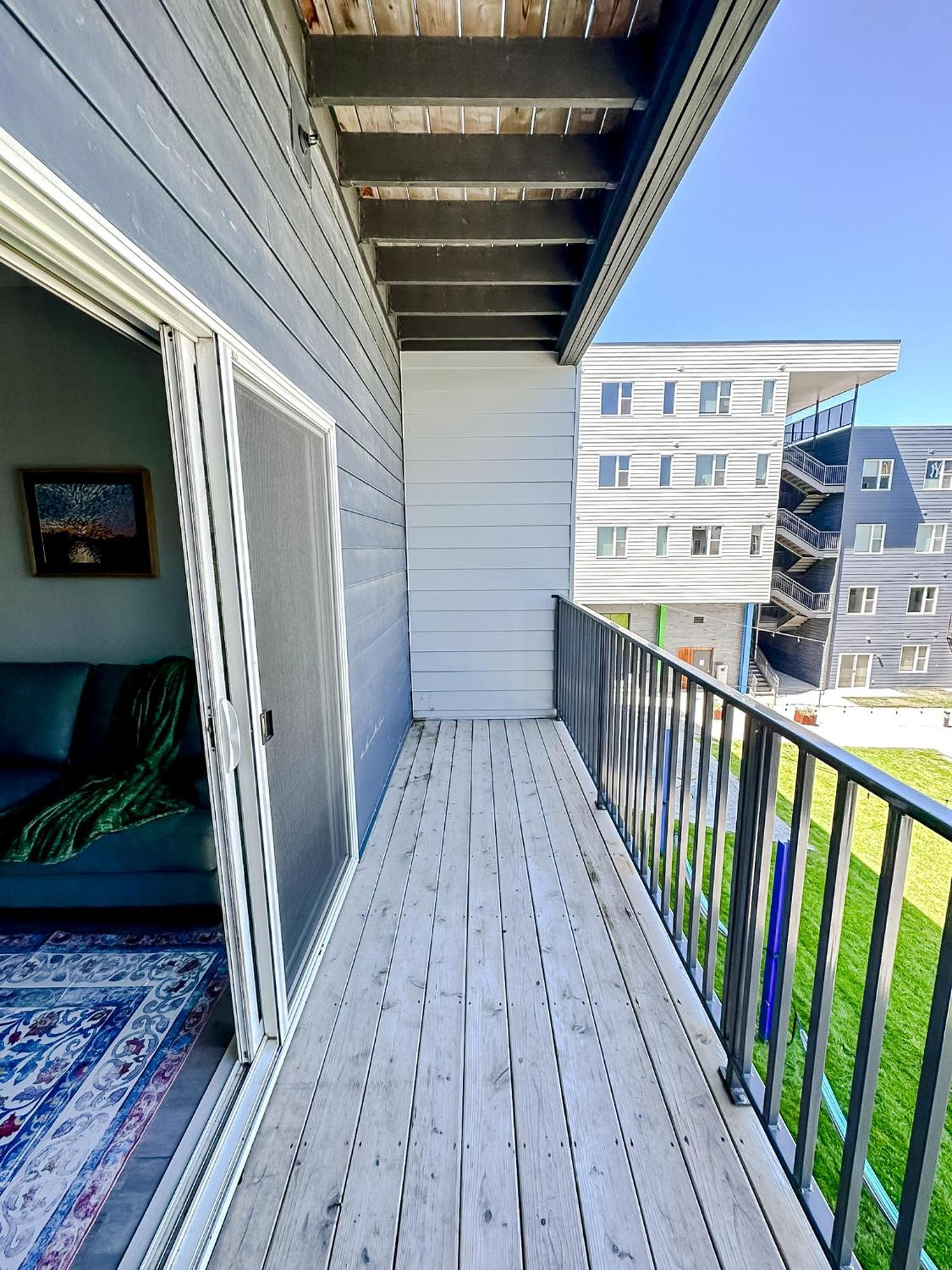 Apartment Sleepover 1bd 1ba