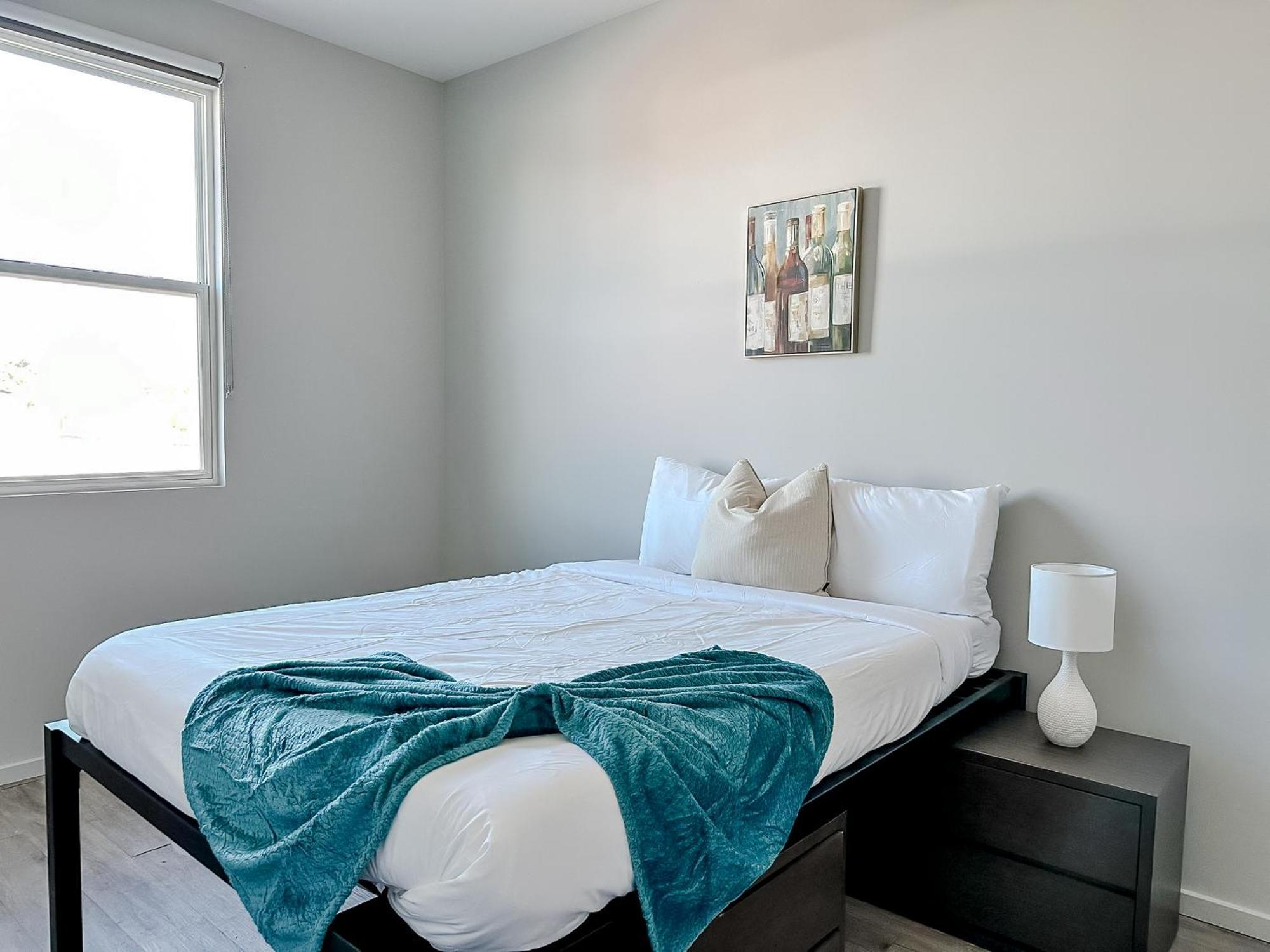 Sleepover 1bd 1ba