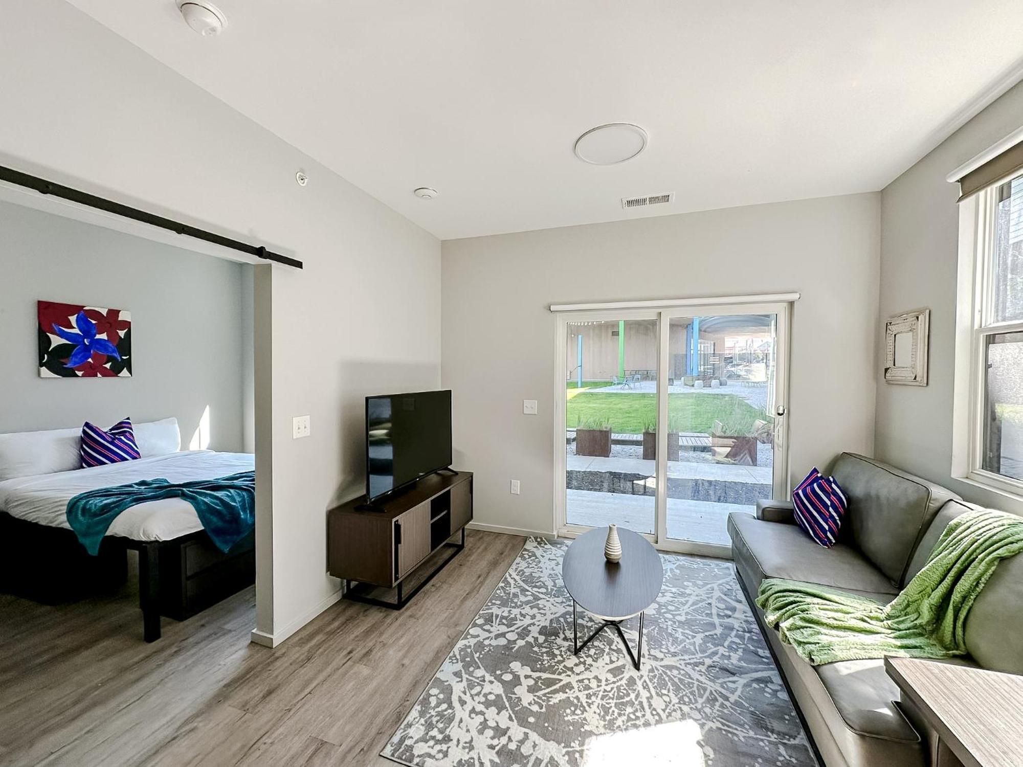 Apartment Sleepover 1bd 1ba