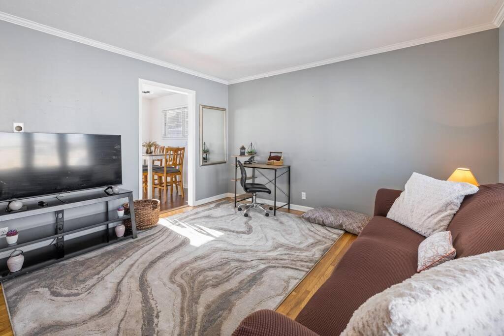 Holiday home Elm. Peaceful Pet Friendly Home. No Pet Fee! Omaha