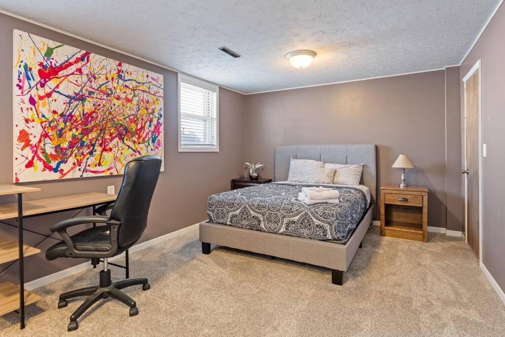 Holiday home Elm. Peaceful Pet Friendly Home. No Pet Fee! *