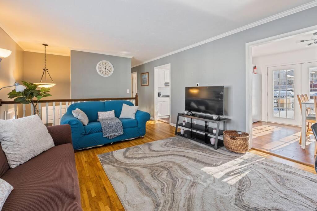 Elm. Peaceful Pet Friendly Home. No Pet Fee!