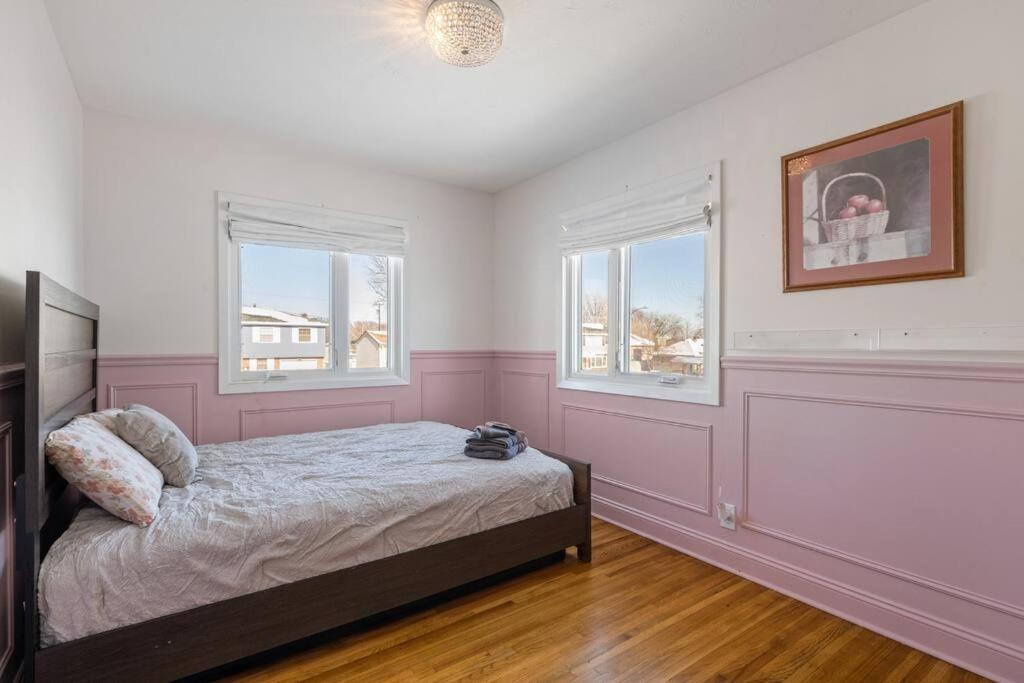Holiday home Elm. Peaceful Pet Friendly Home. No Pet Fee! *