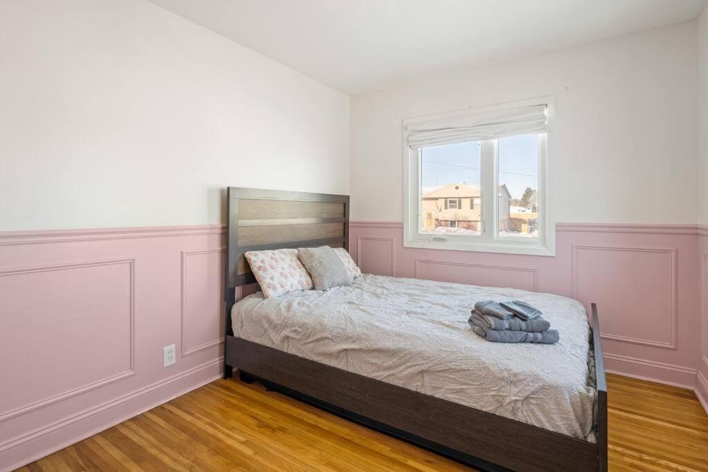 Elm. Peaceful Pet Friendly Home. No Pet Fee! Omaha