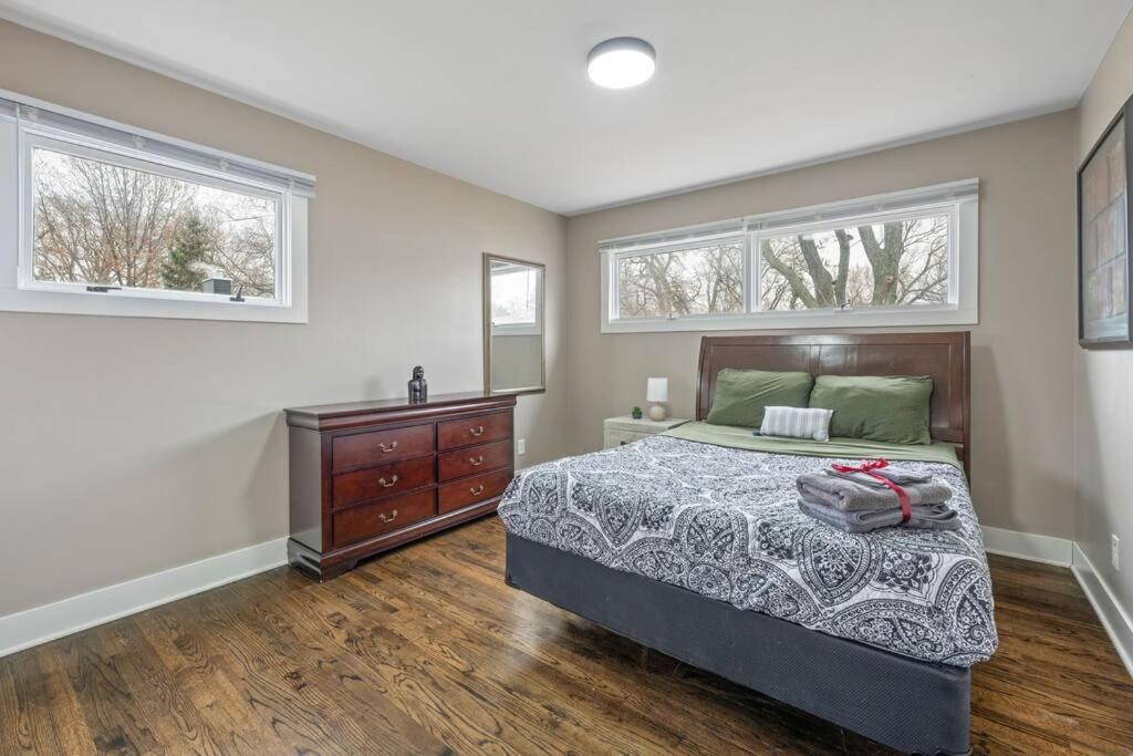 Holiday home Benson. Cozy Pet Friendly Living. No Pet Fees.