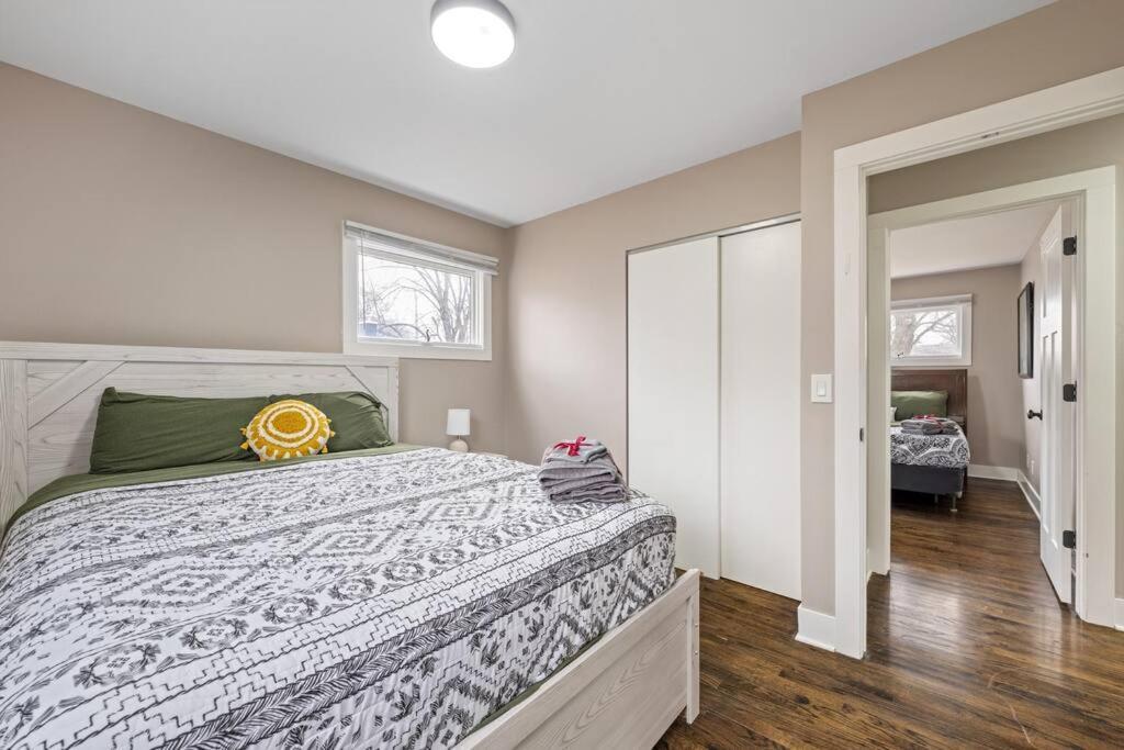 Benson. Cozy Pet Friendly Living. No Pet Fees. *