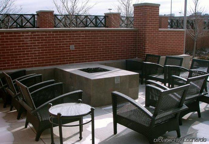 Hotel Courtyard By Marriott Aksarben Village 2*