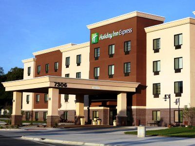 Express & South Ralston Arena By Ihg
