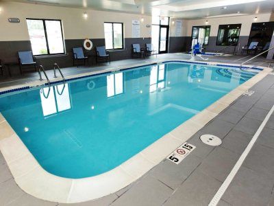 Express & South Ralston Arena By Ihg Omaha