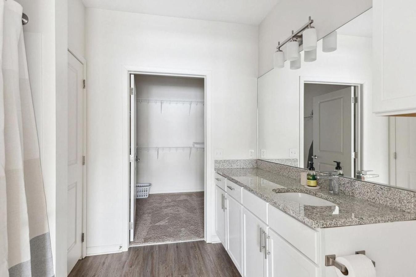 Landing Modern With Amazing Amenities Omaha