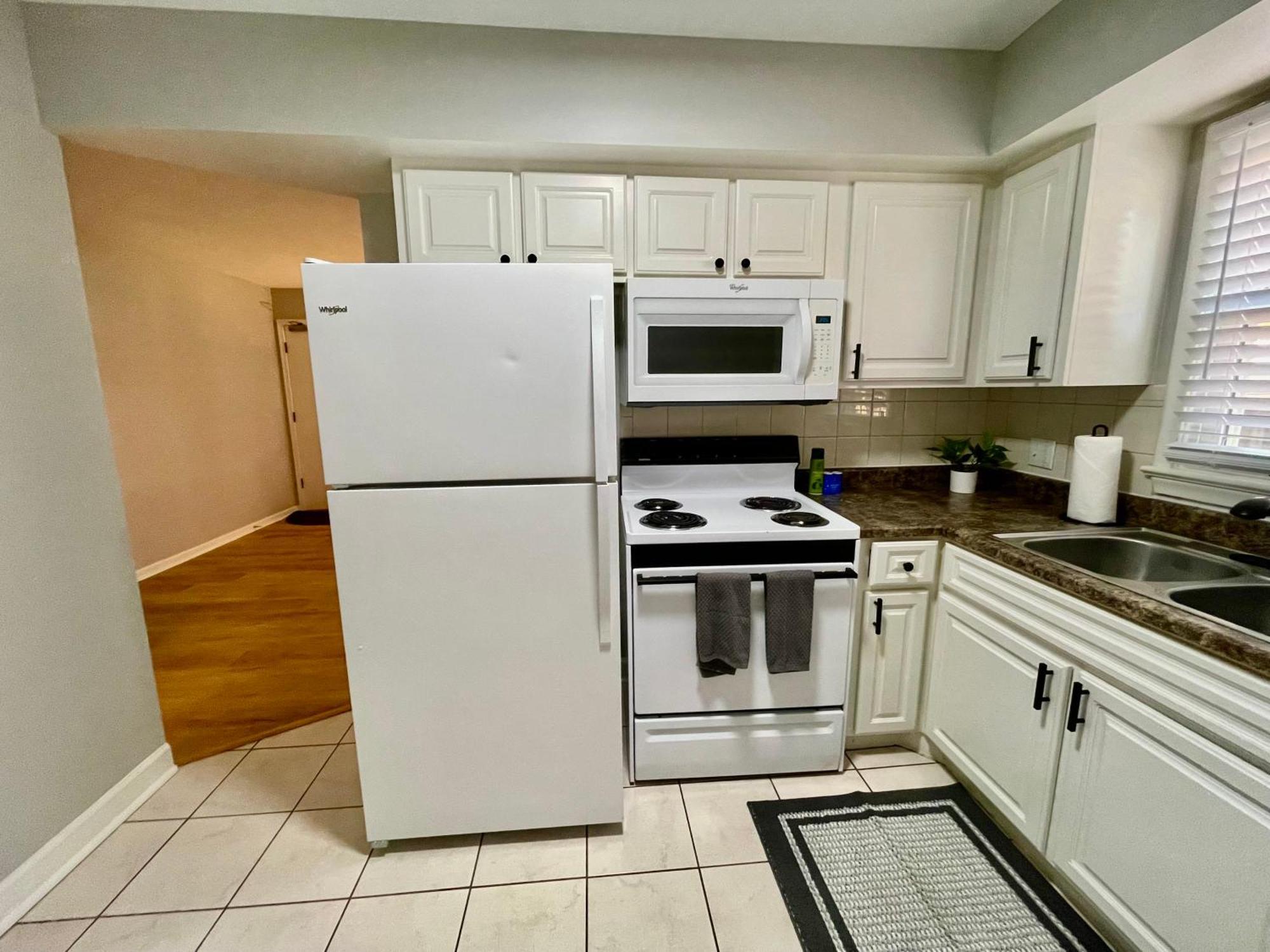 Cathedral 1-walking Distance To Unmc Apartment Omaha