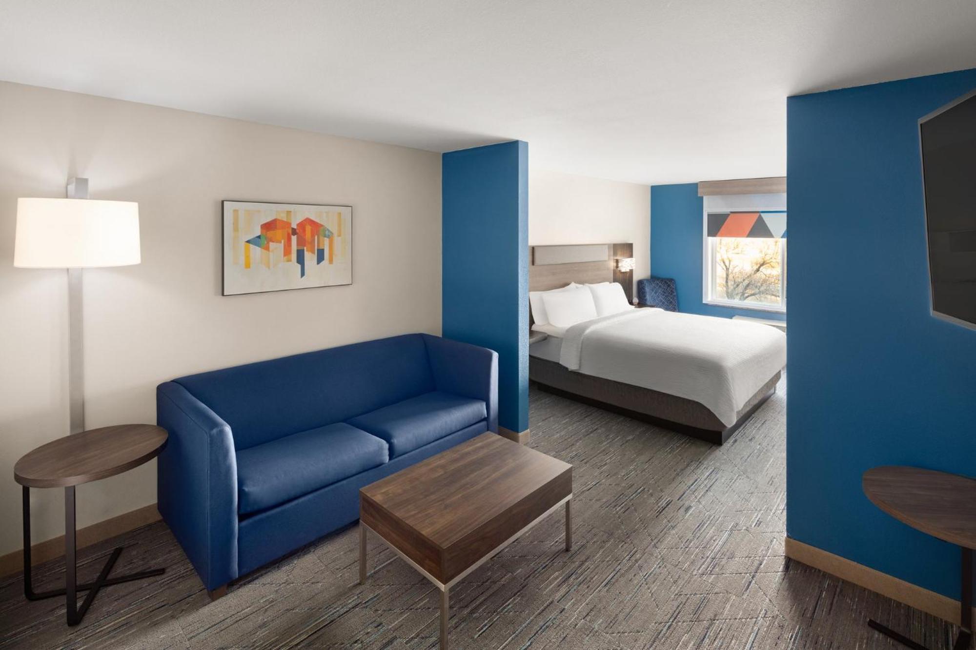 Hotel Express & Cherry Hills By Ihg 2*