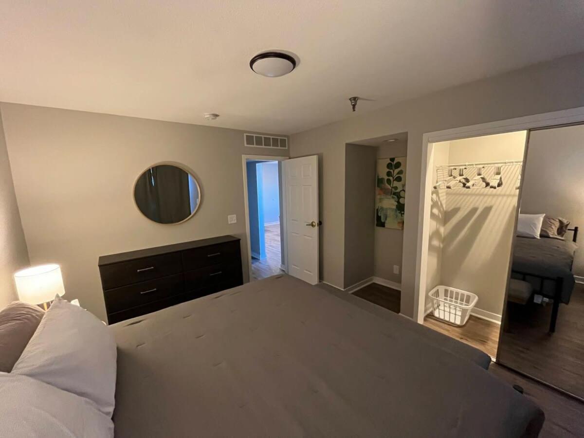 Aksarben 1 Bedroom-close To I-80