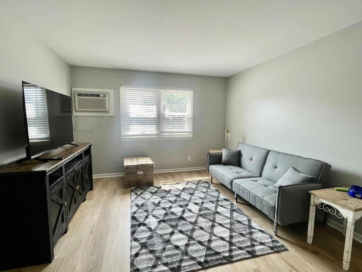 Apartment Cathedra 3l-charming Walk To Unmc