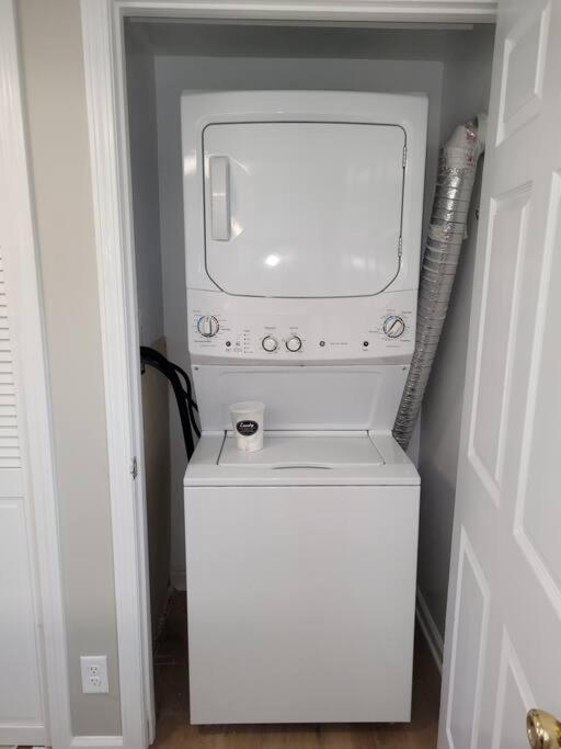 Davenport Dwellings-two Bedroom Apartment *