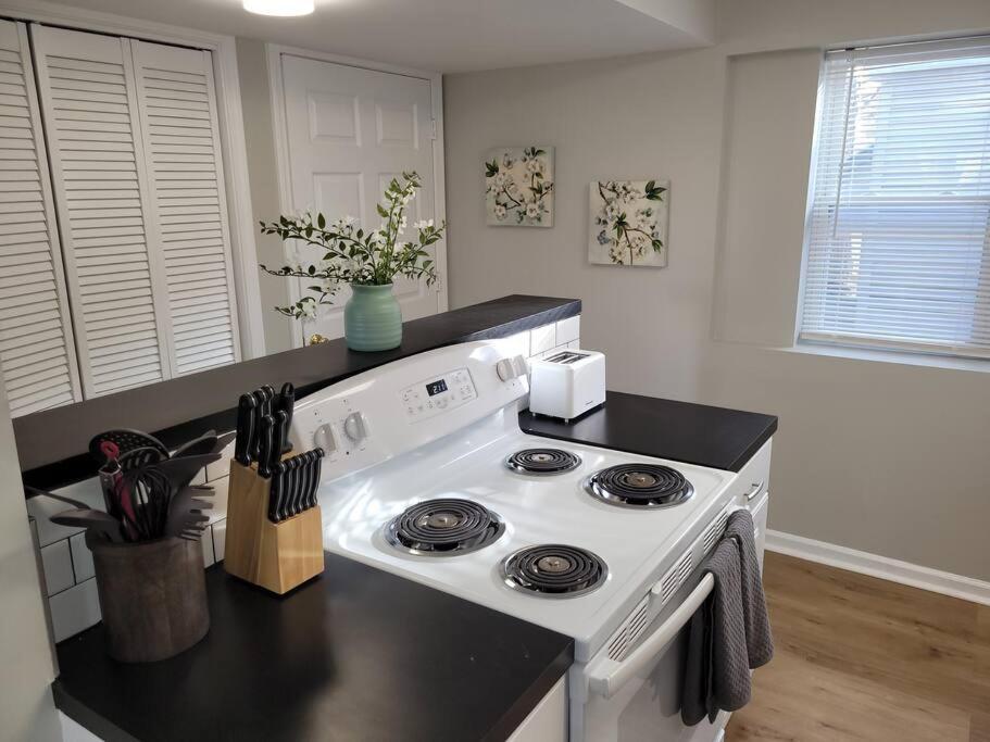 Davenport Dwellings Midtown Convenience * Omaha