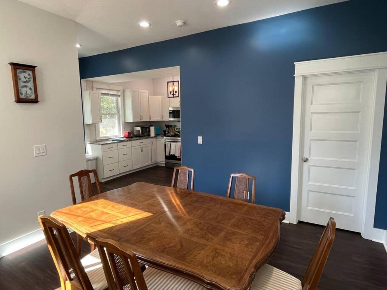 Villa New 1890 Craftsman 5br 4ba Omaha
