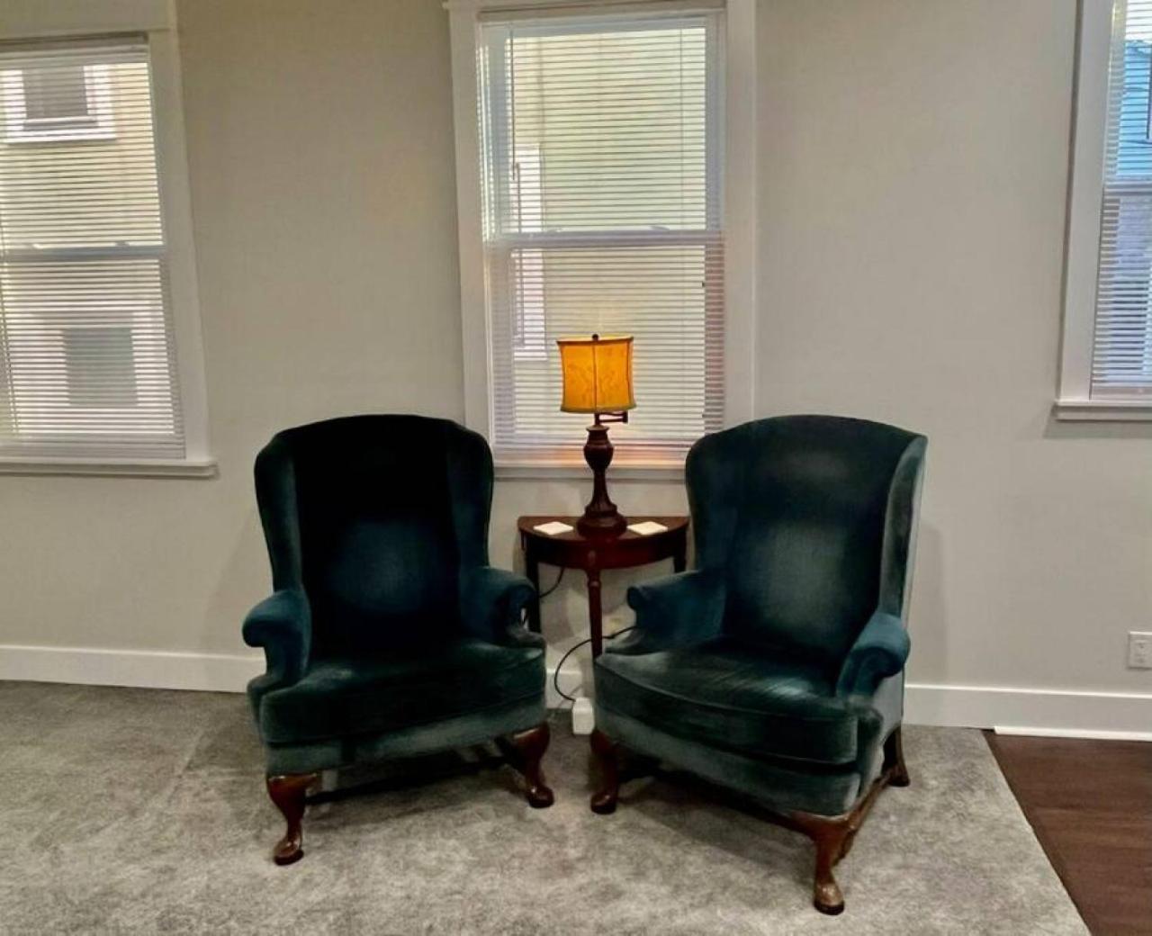 New 1890 Craftsman 5br 4ba Villa Omaha