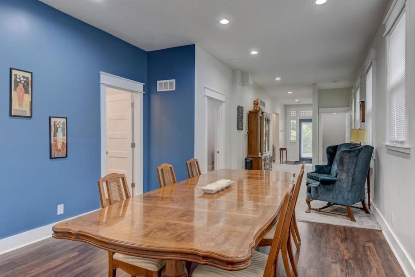 New 1890 Craftsman 5br 4ba * Omaha